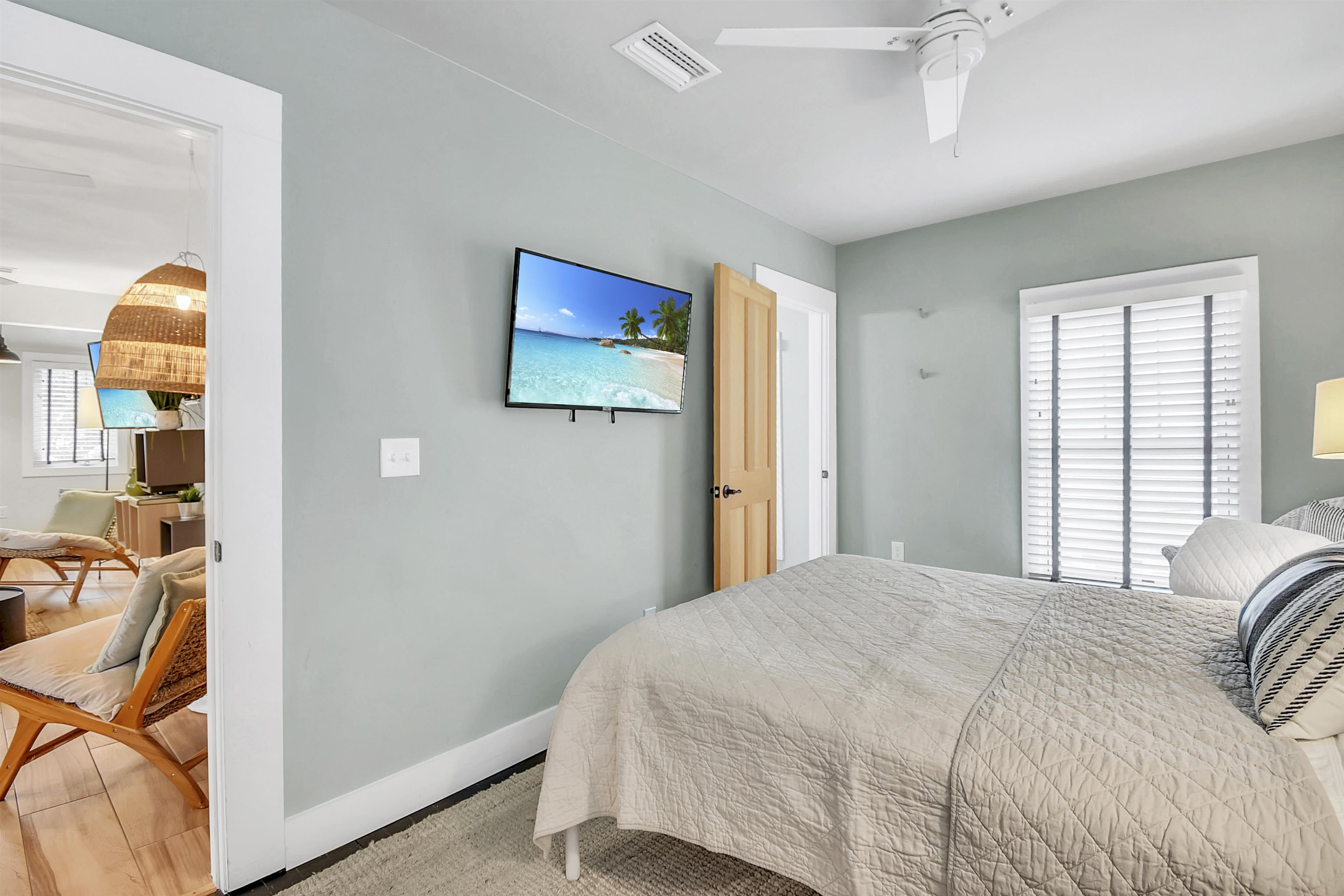 Image 41 of 75 For 9 Sevilla Street