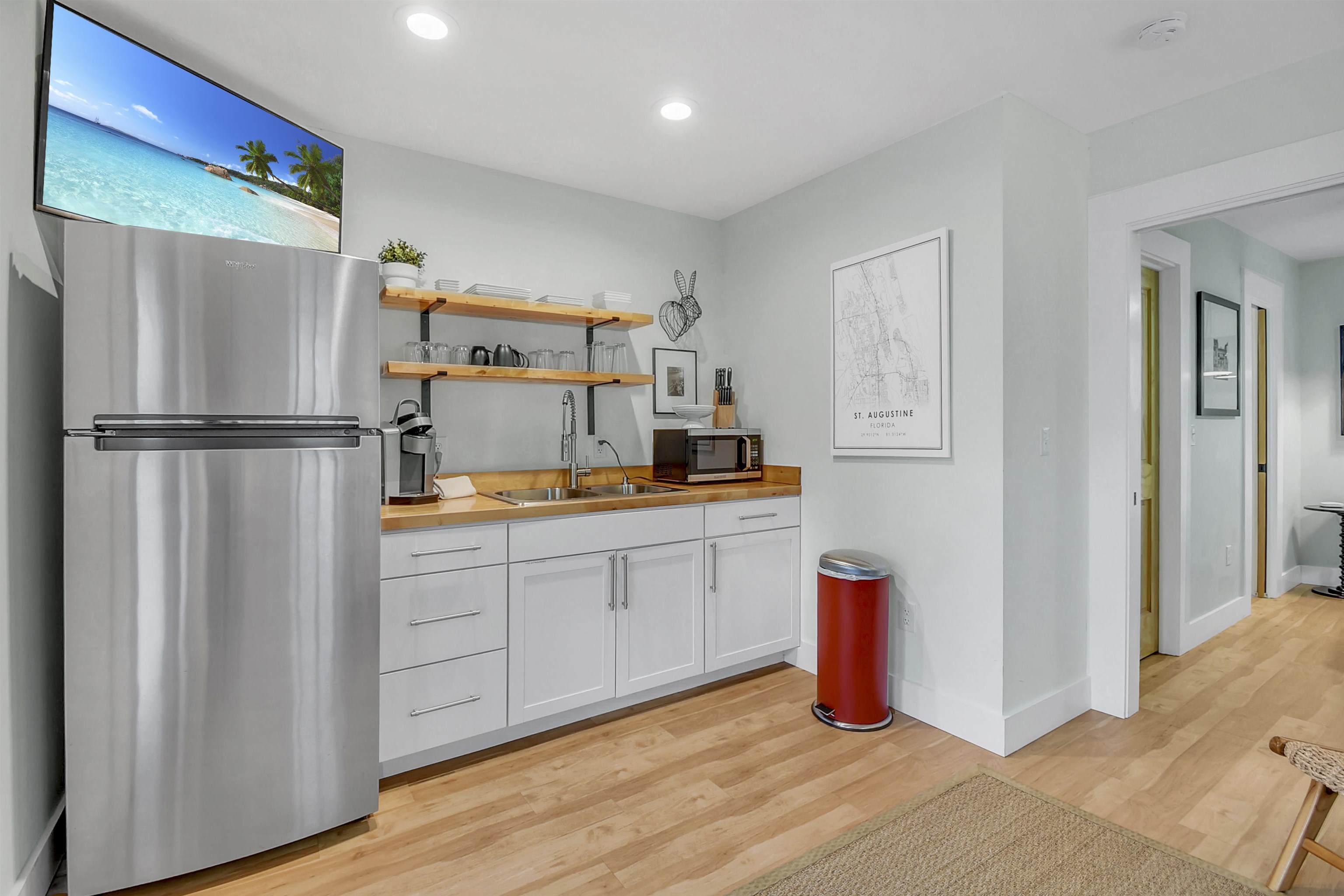 Image 52 of 75 For 9 Sevilla Street