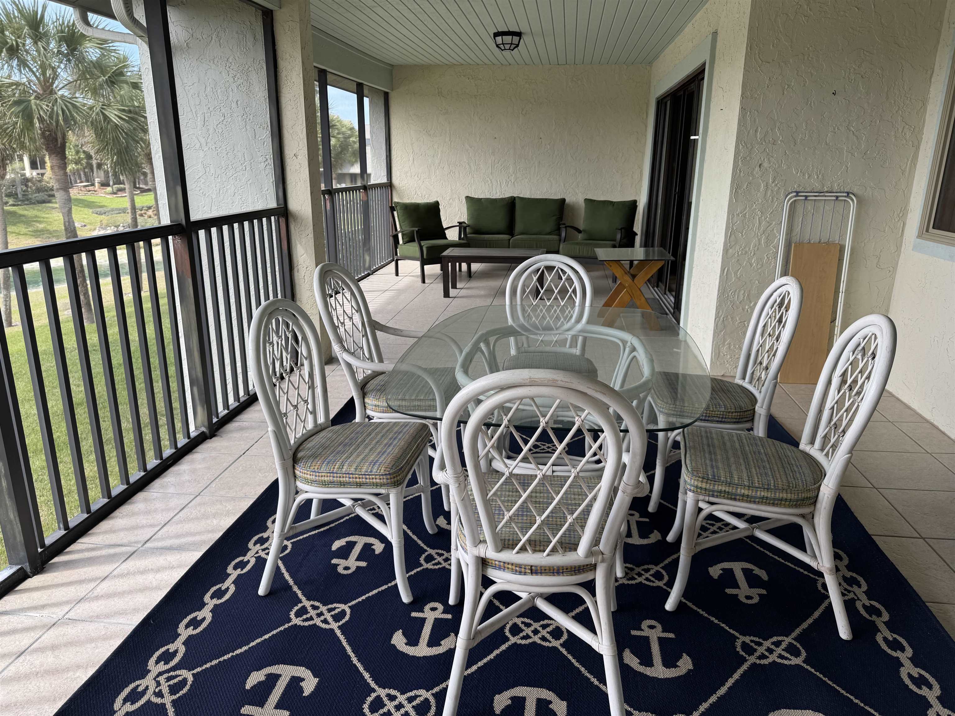 Image 20 of 20 For 77 Village Del Lago Cir