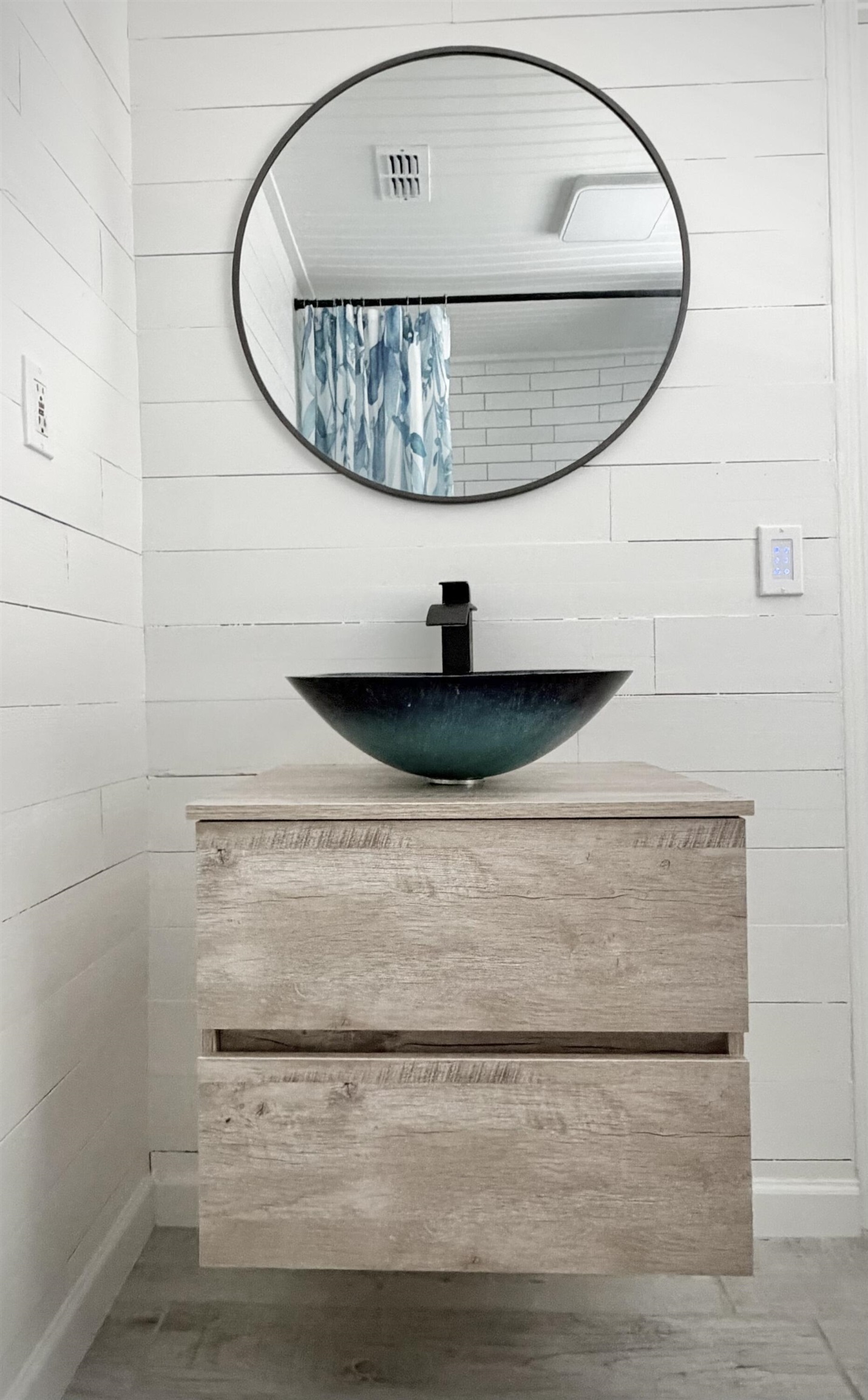 Image 29 of 49 For 457 A1a N  