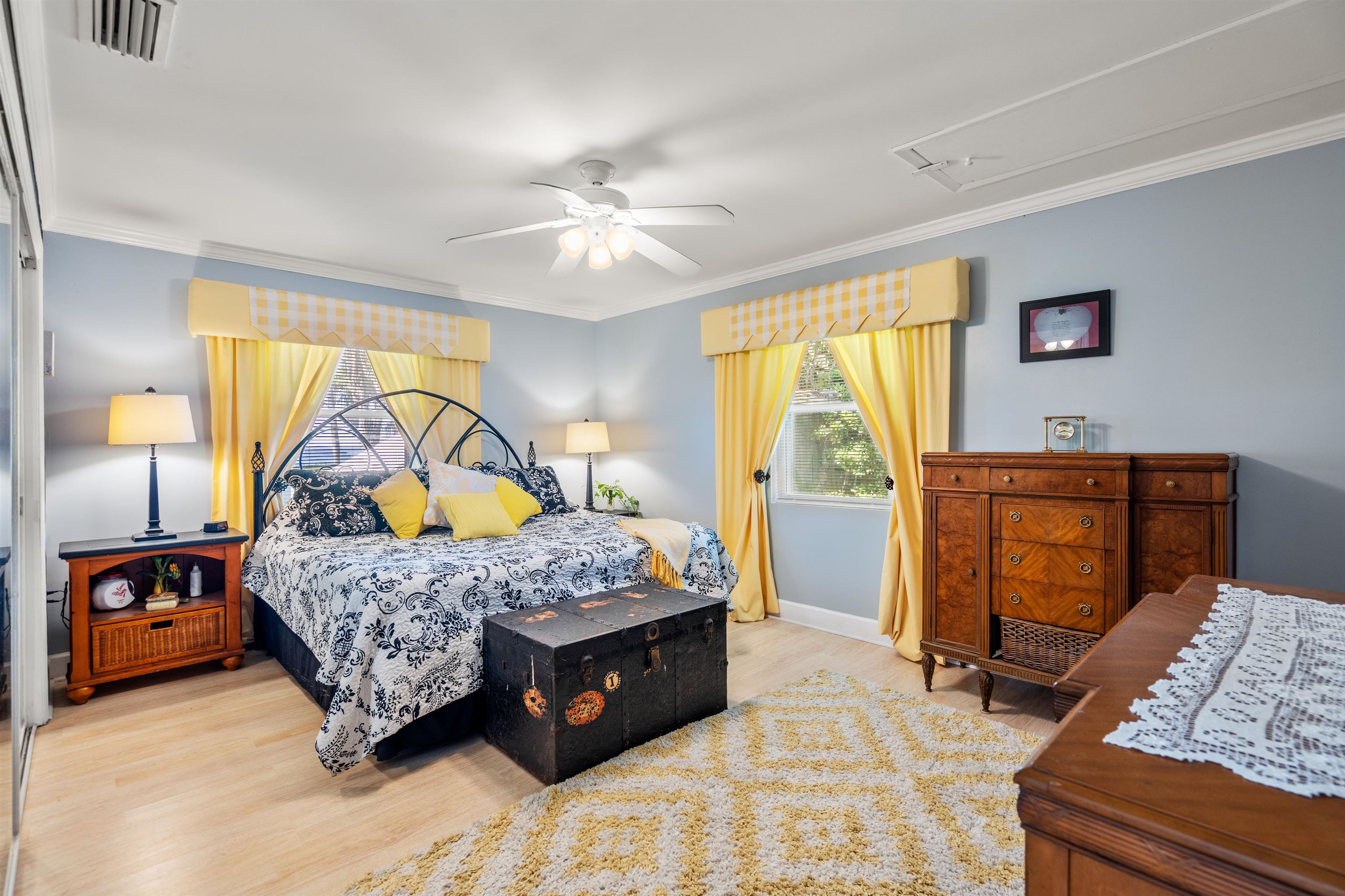 Image 29 of 60 For 8333 Colee Cove Rd