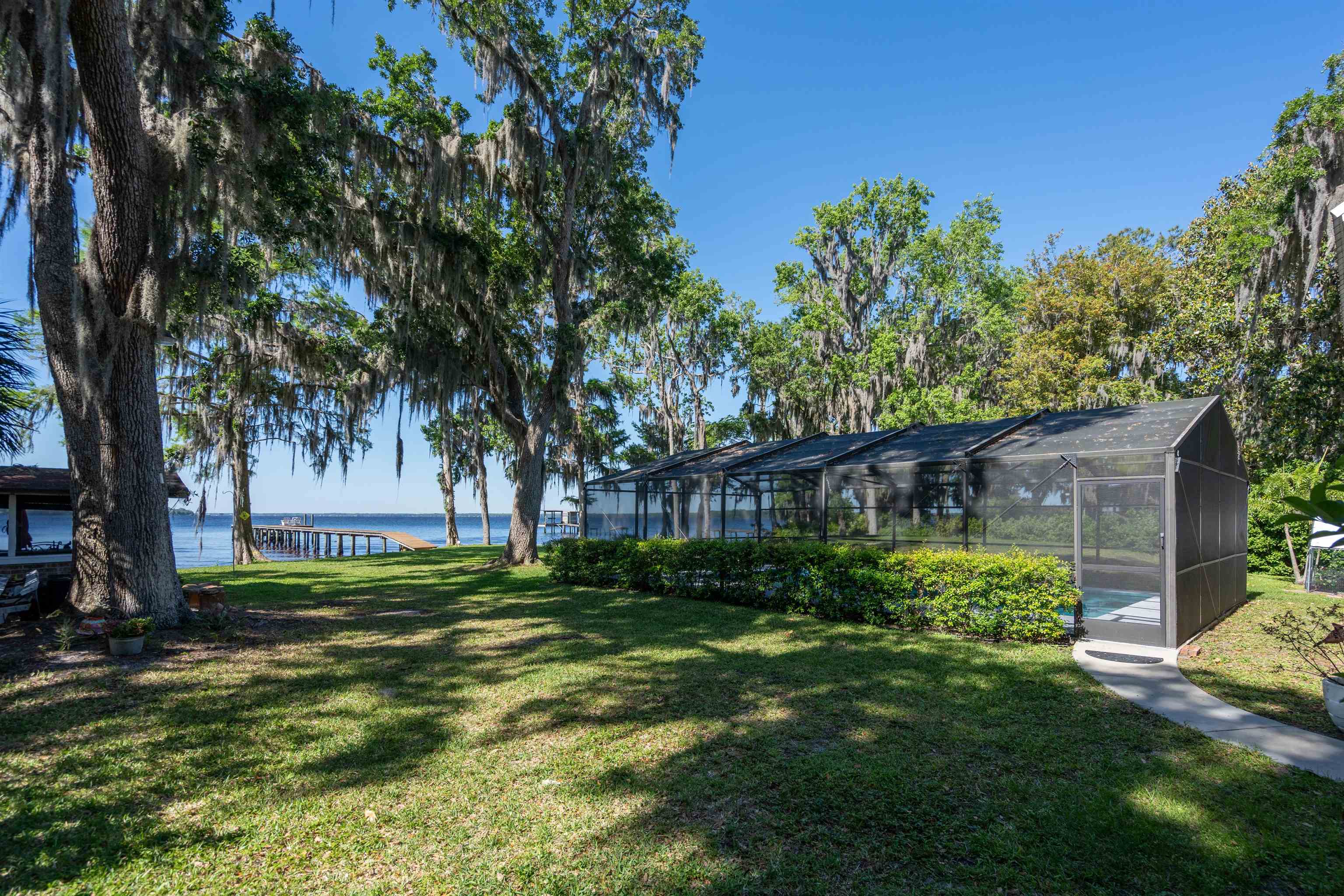 Image 4 of 60 For 8333 Colee Cove Rd