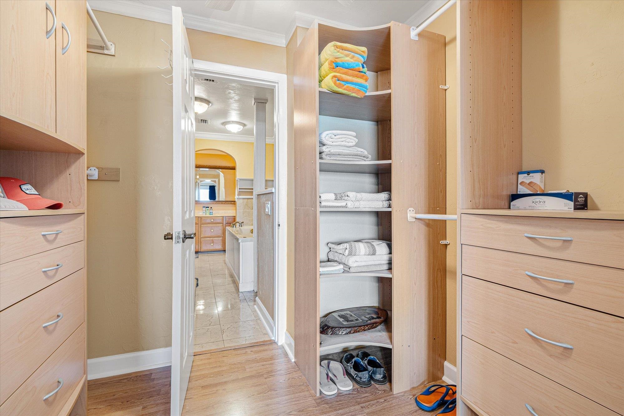 Image 20 of 49 For 3385 Coastal Hwy  2