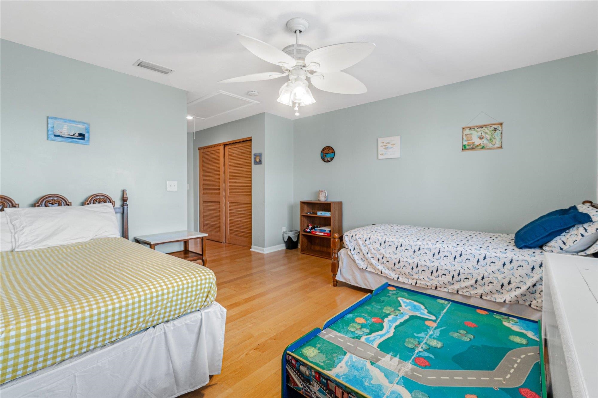 Image 26 of 49 For 3385 Coastal Hwy  2