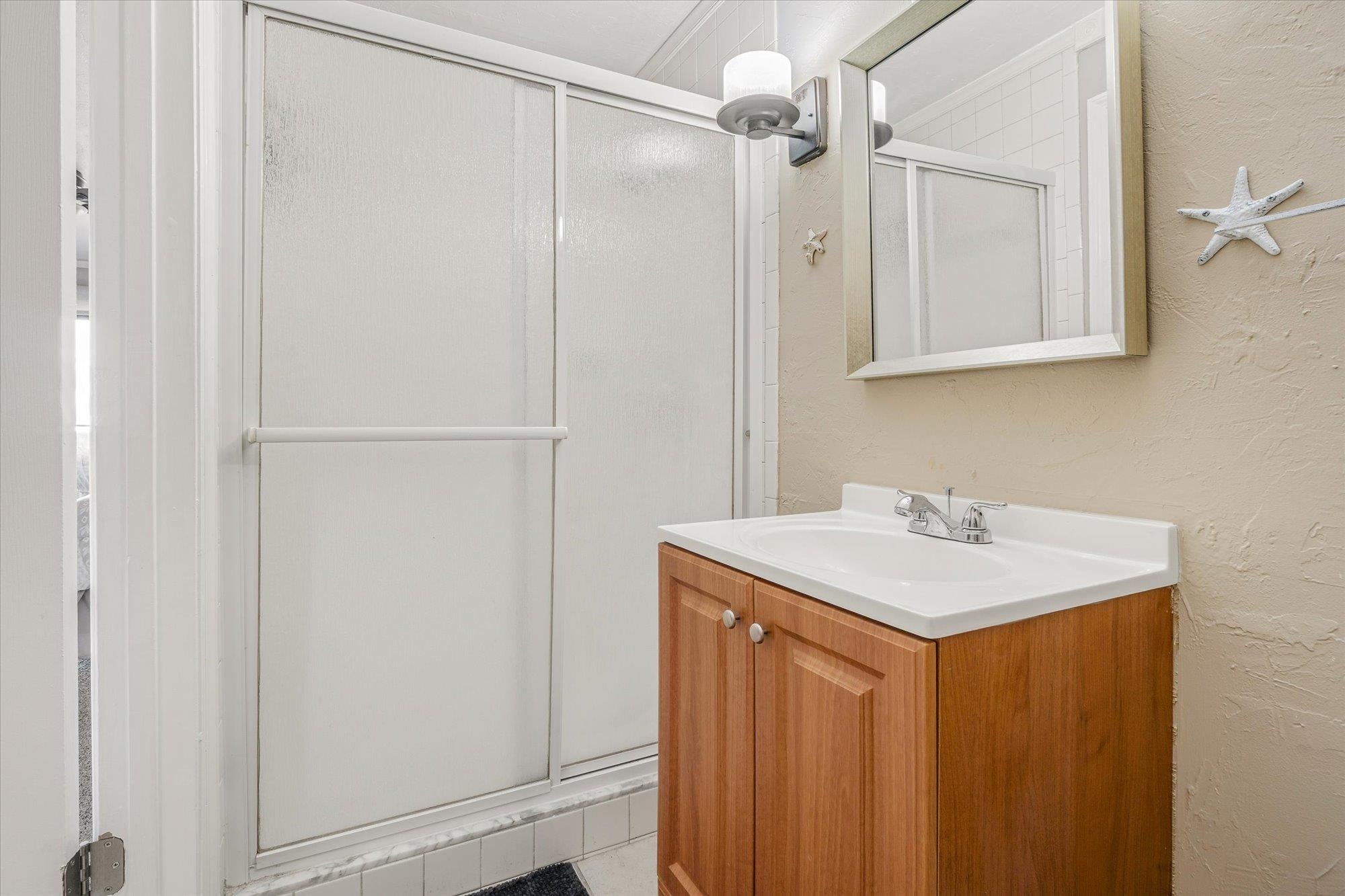 Image 32 of 49 For 3385 Coastal Hwy  2