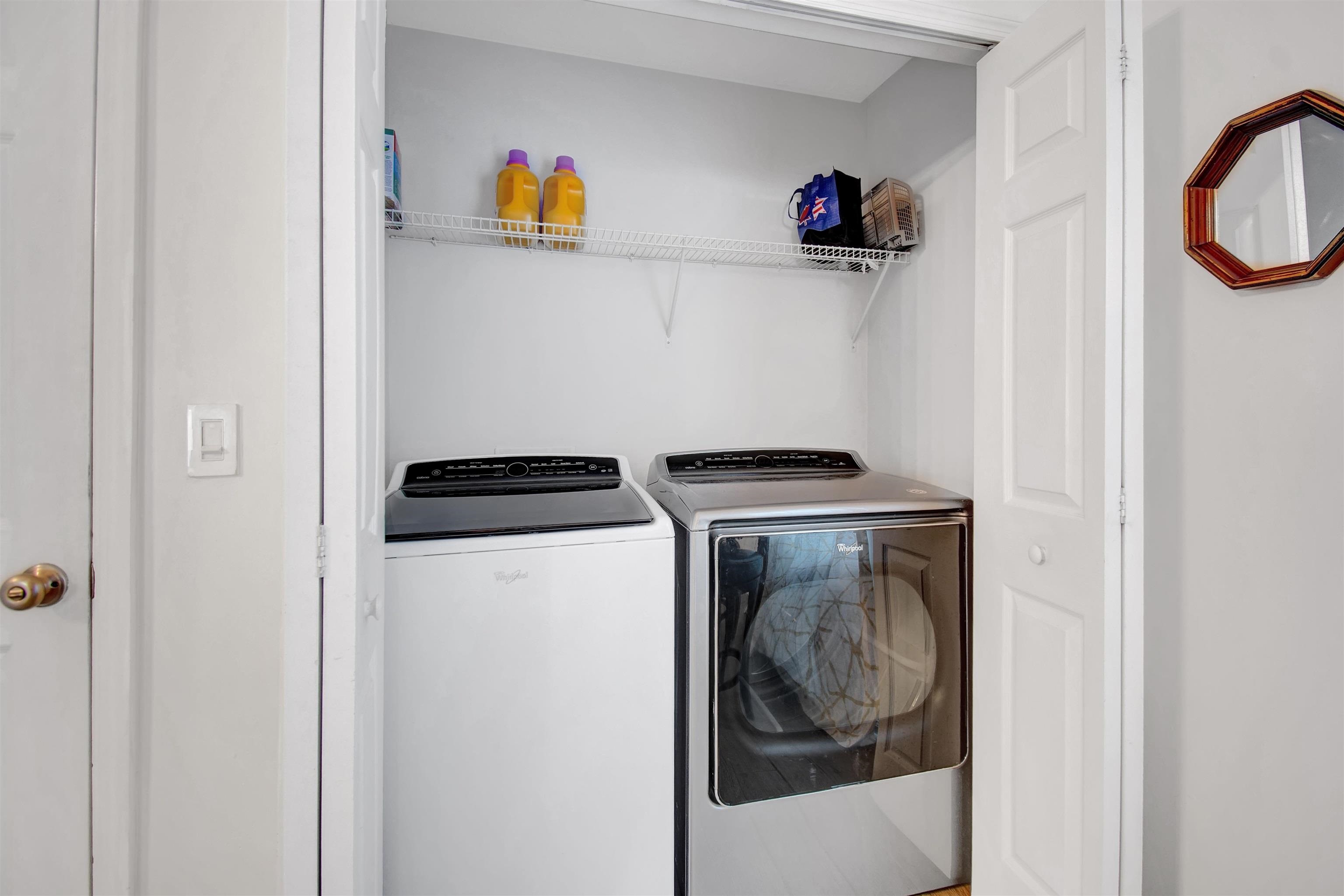 Image 13 of 33 For 880 Oak Arbor Circle