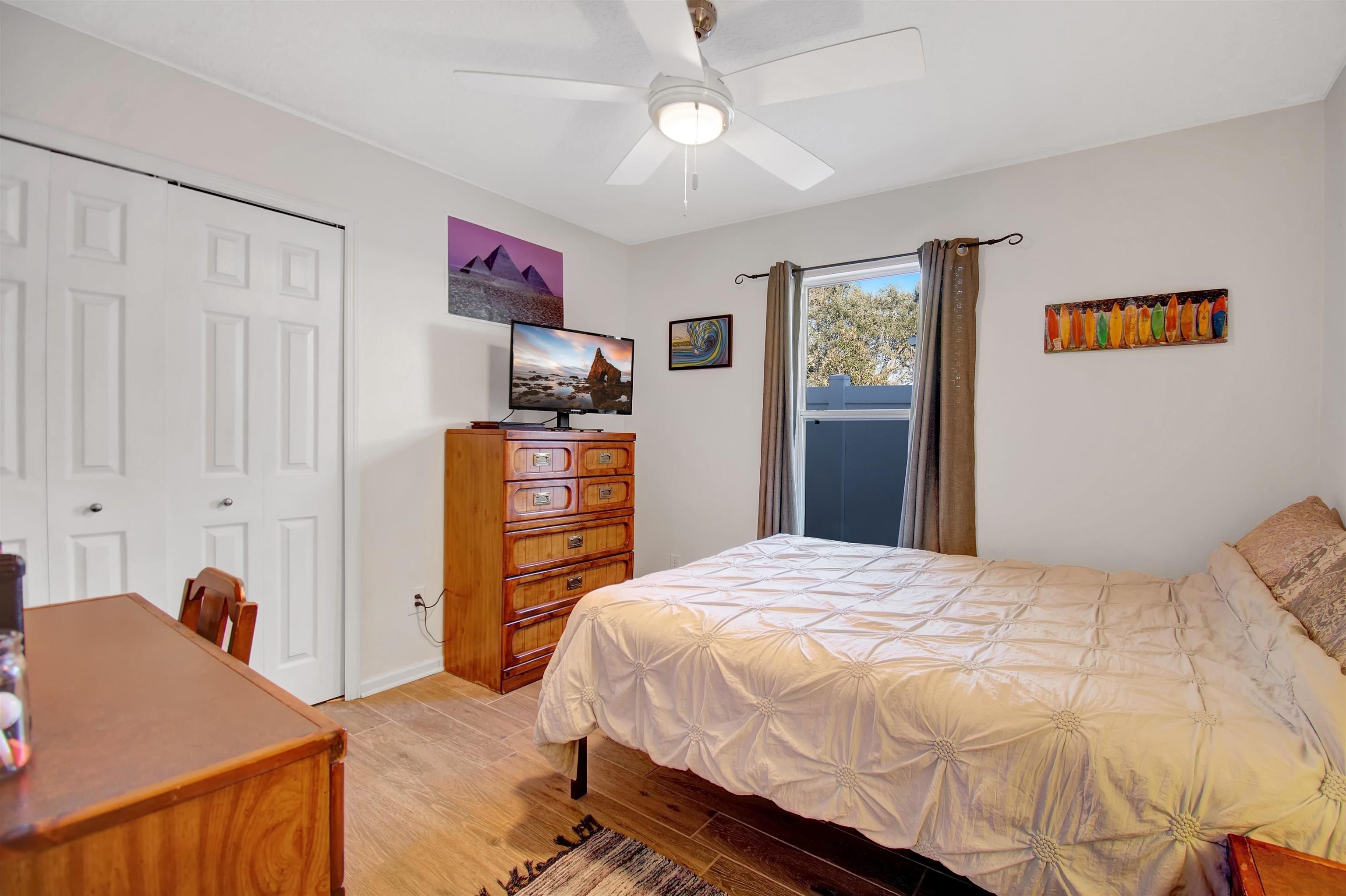 Image 24 of 33 For 880 Oak Arbor Circle