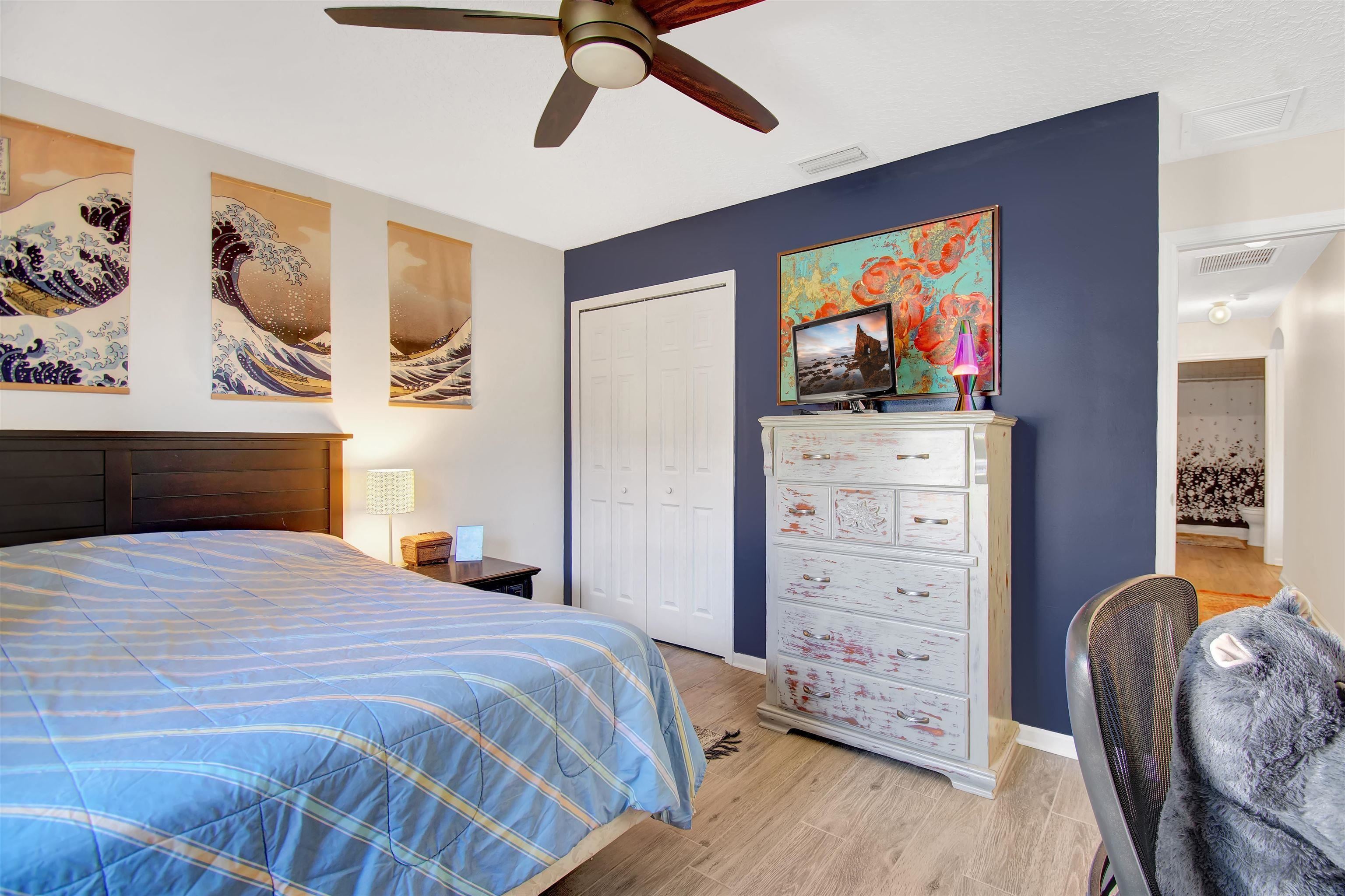 Image 26 of 33 For 880 Oak Arbor Circle