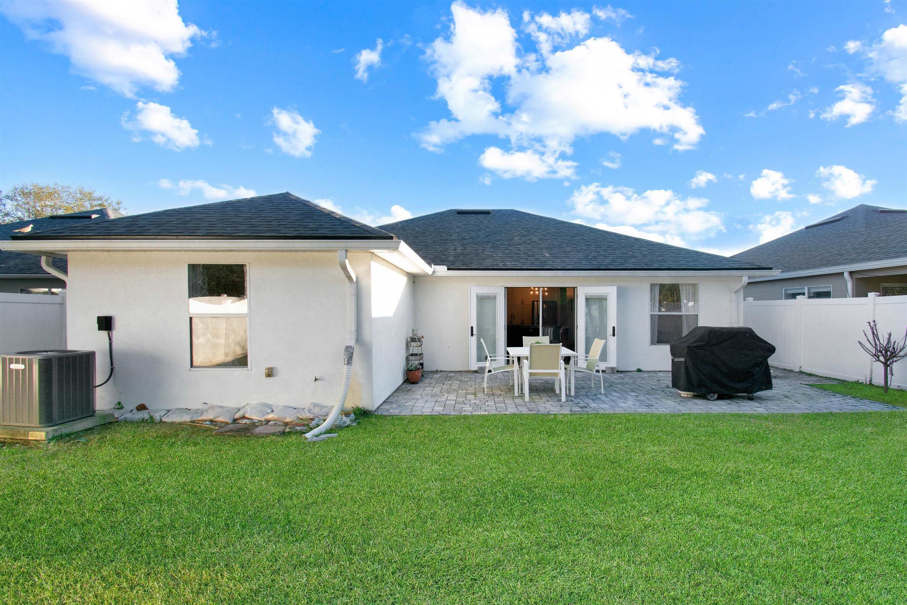 Image 28 of 33 For 880 Oak Arbor Circle