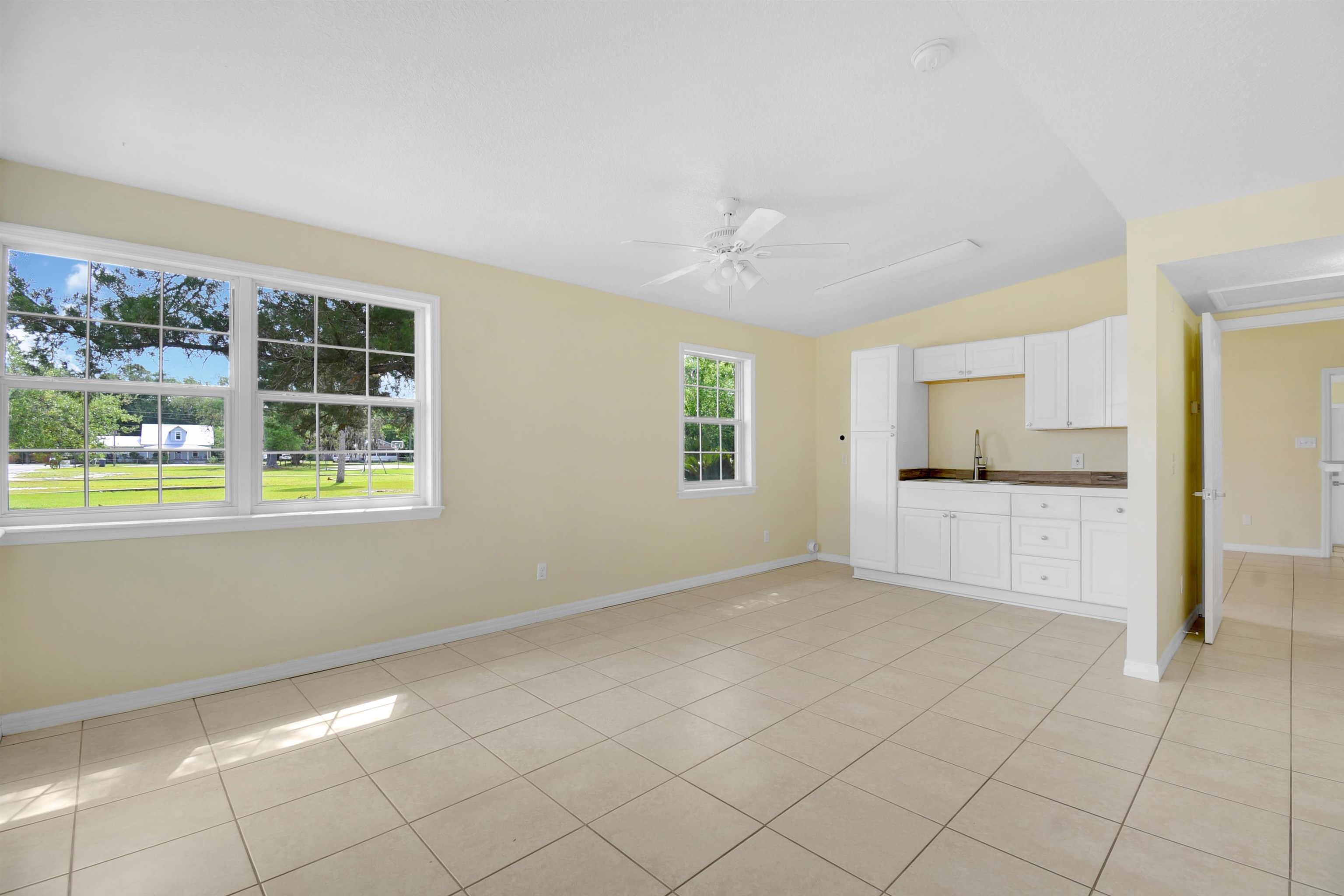 Image 22 of 38 For 228 Spring St