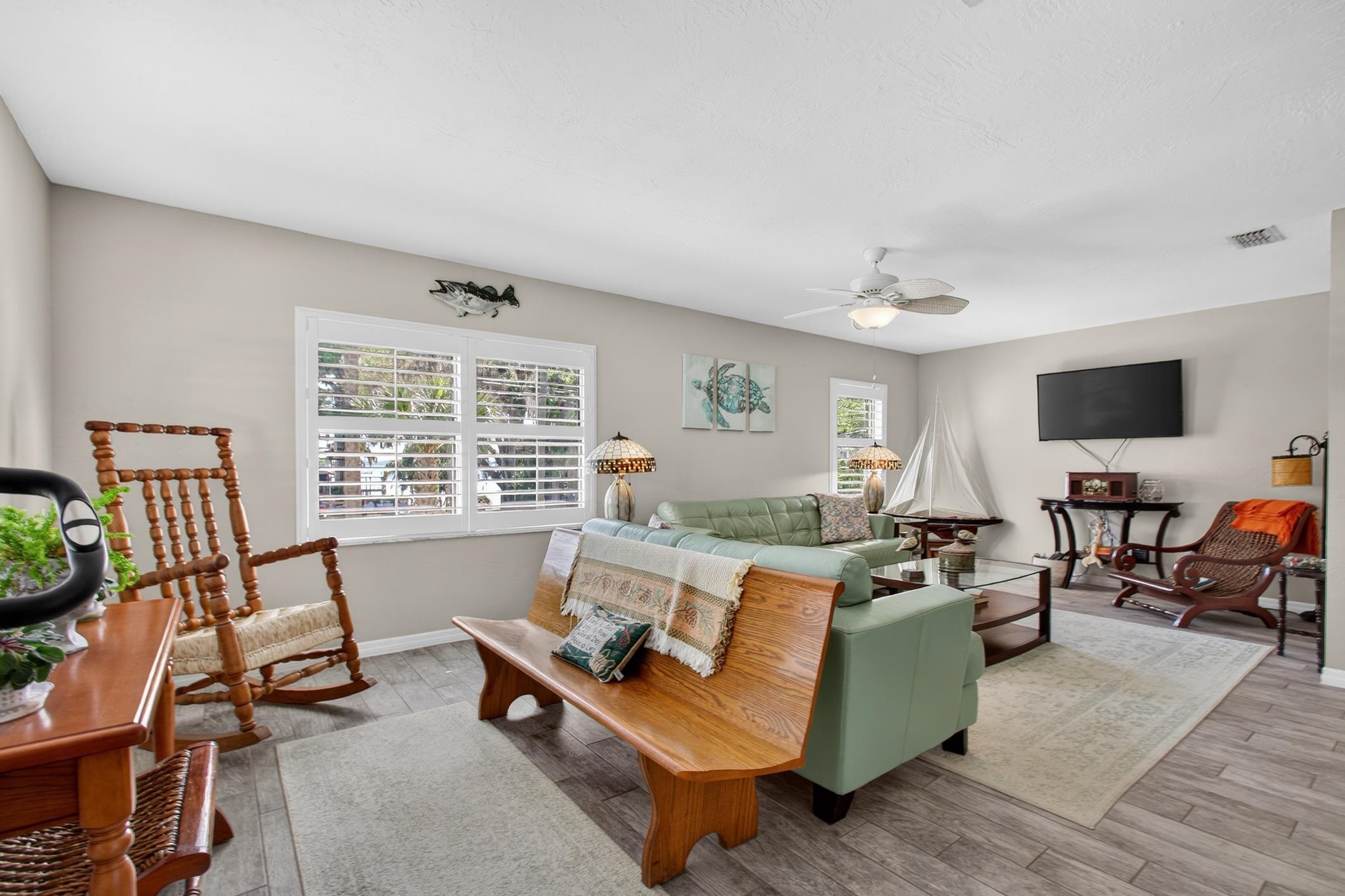 Image 14 of 51 For 105 Central Ave