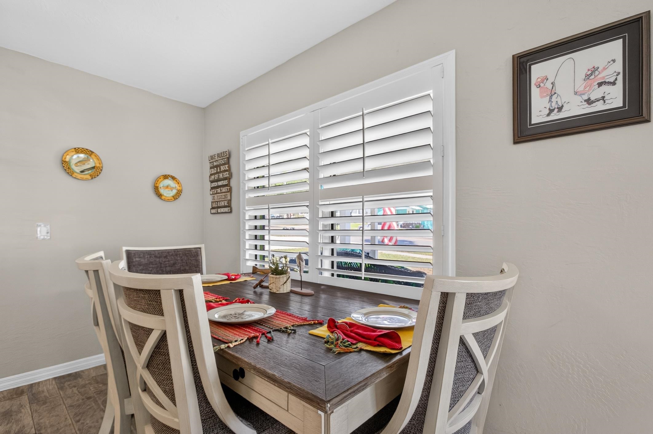 Image 21 of 51 For 105 Central Ave