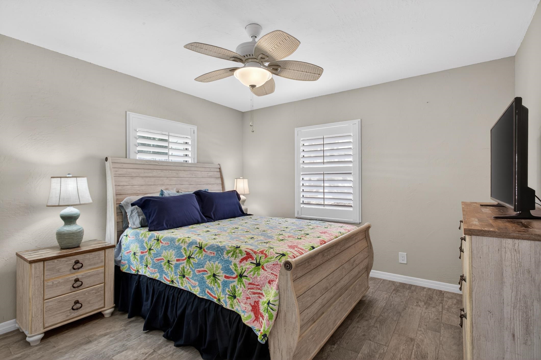 Image 28 of 51 For 105 Central Ave