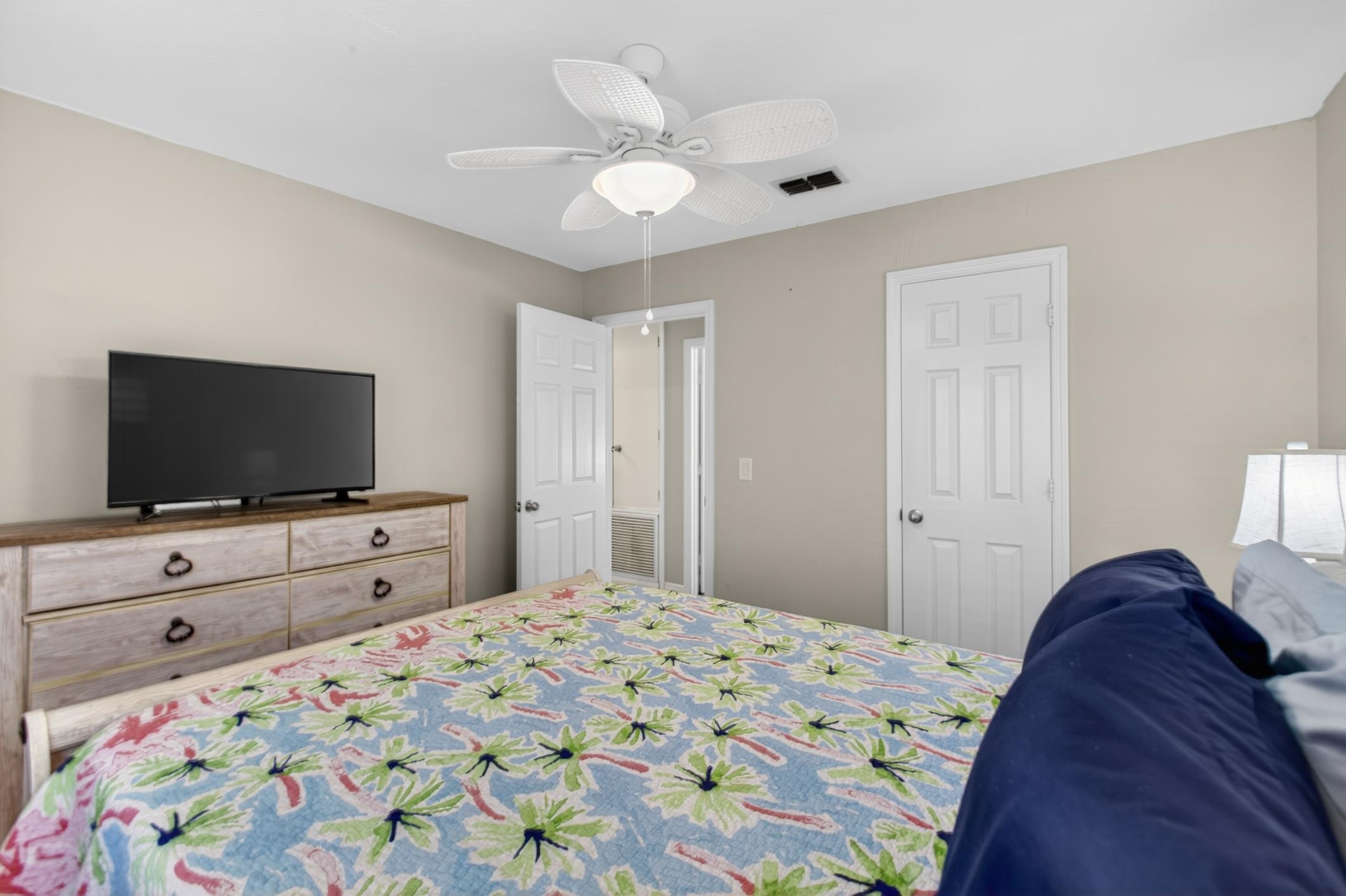 Image 30 of 51 For 105 Central Ave