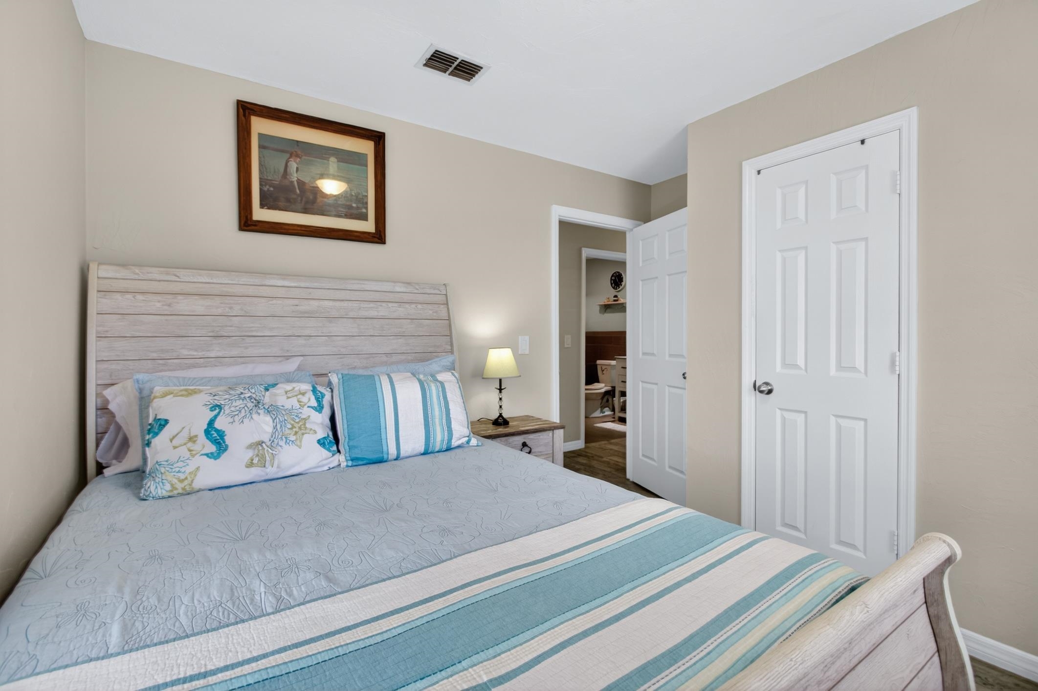 Image 33 of 51 For 105 Central Ave