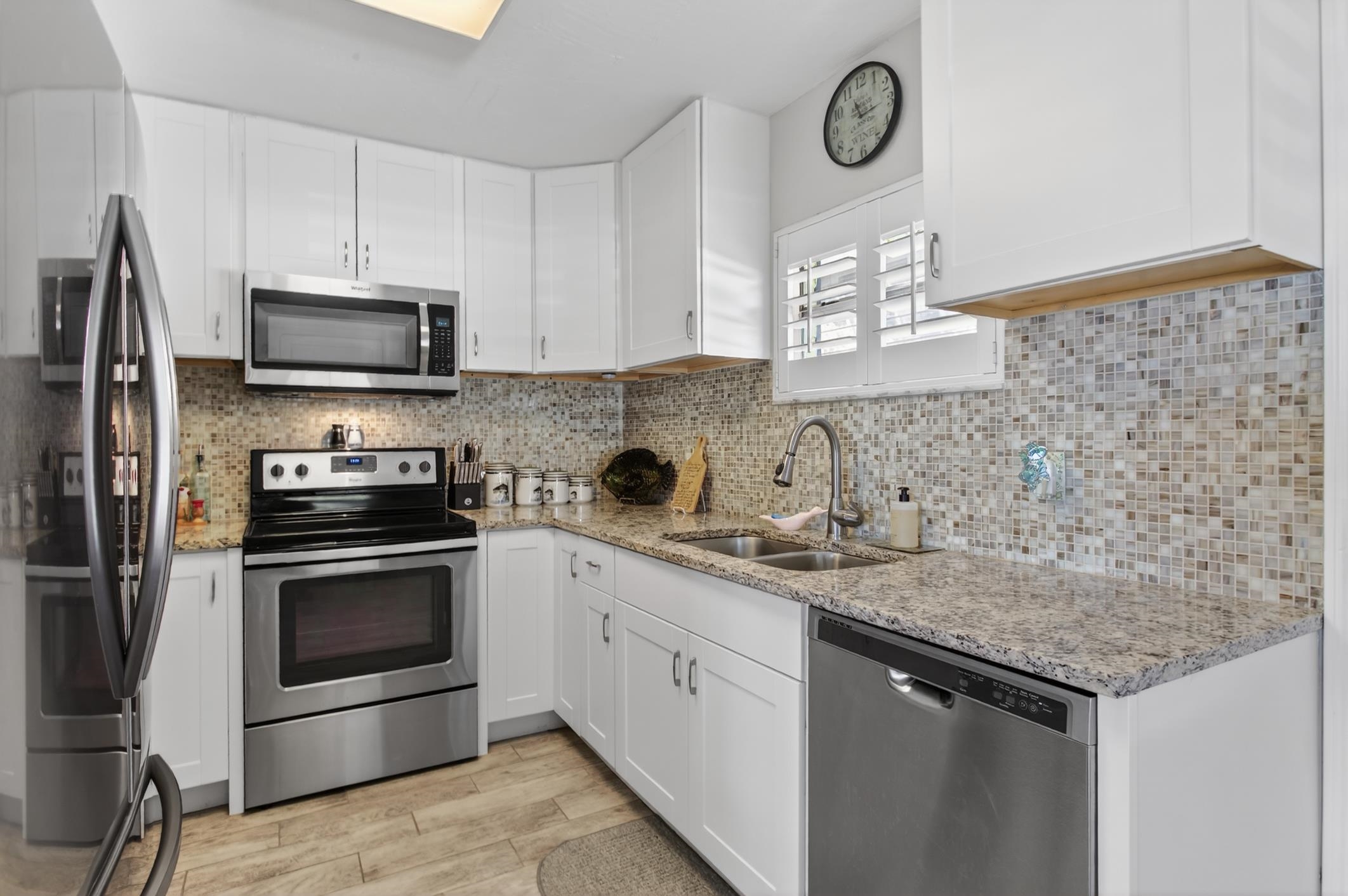 Image 5 of 51 For 105 Central Ave