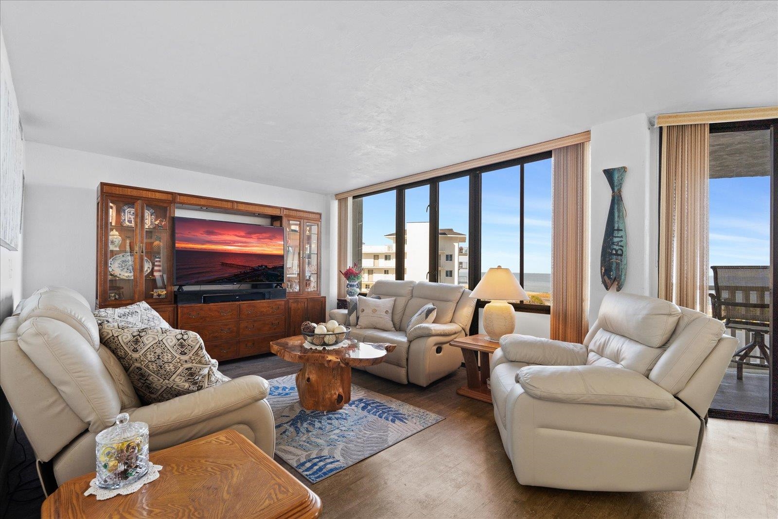 Image 4 of 33 For 3580 Ocean Shore Blvd S 204