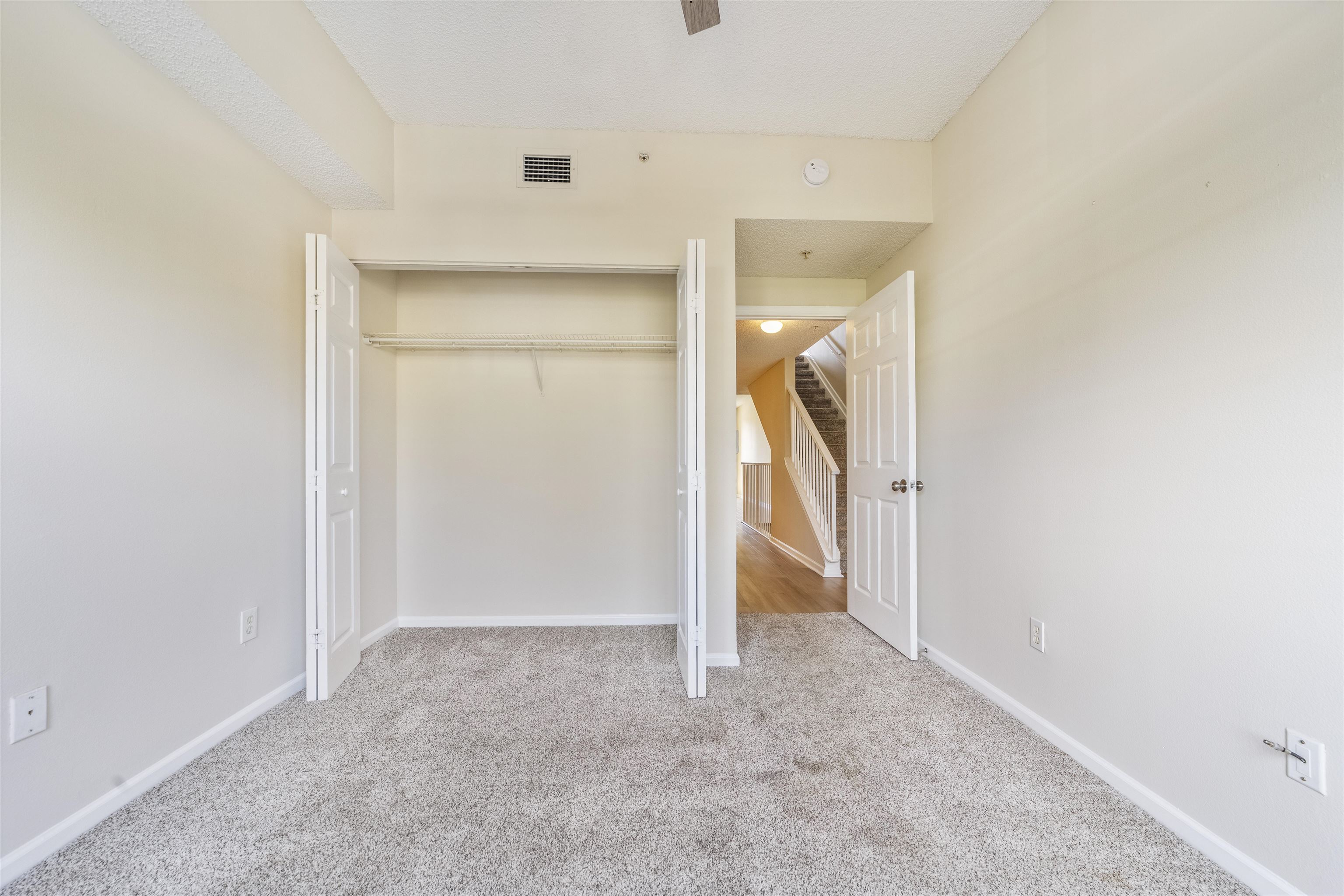 Image 32 of 59 For 4000 Grande Vista Blvd  15-130