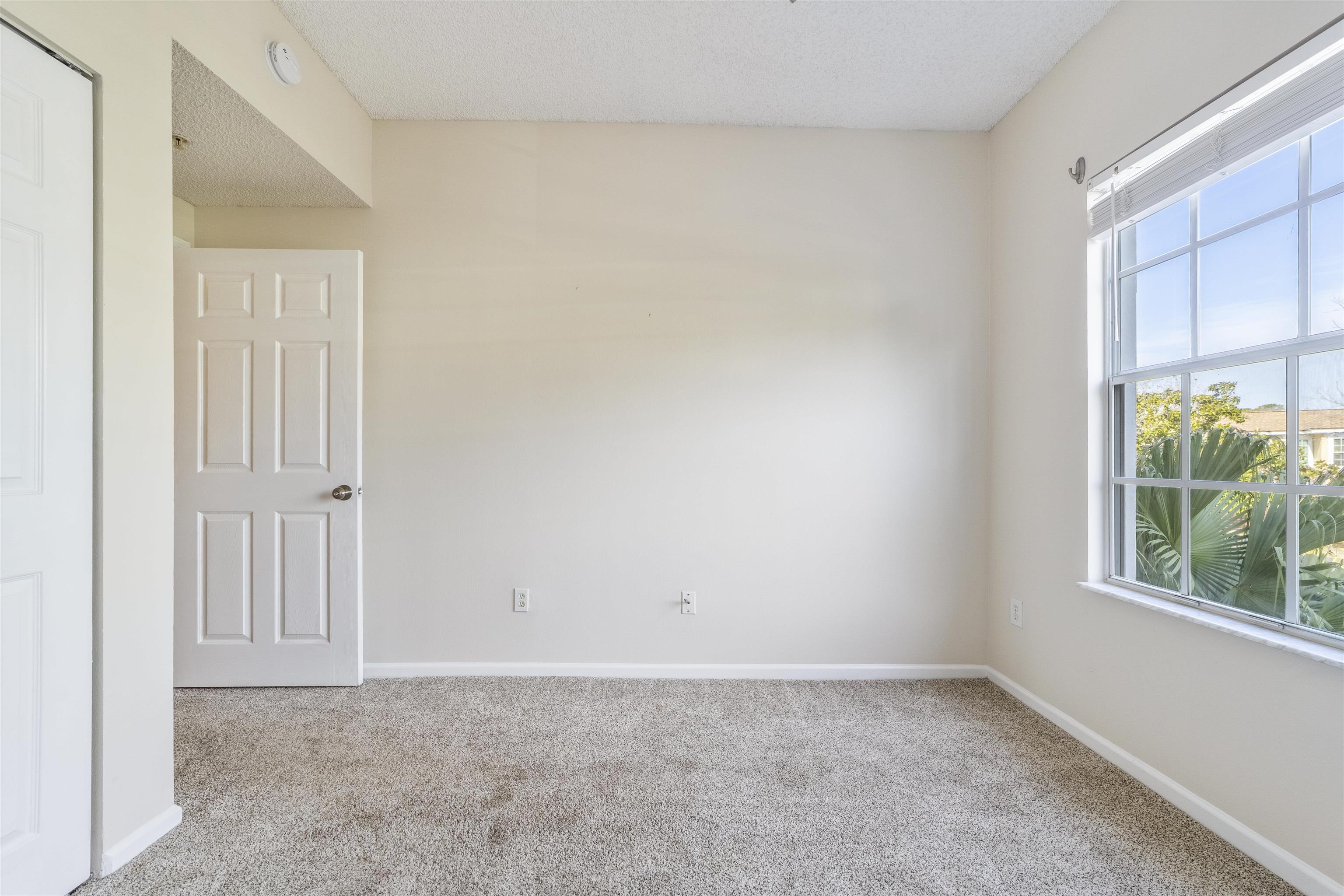 Image 34 of 59 For 4000 Grande Vista Blvd  15-130