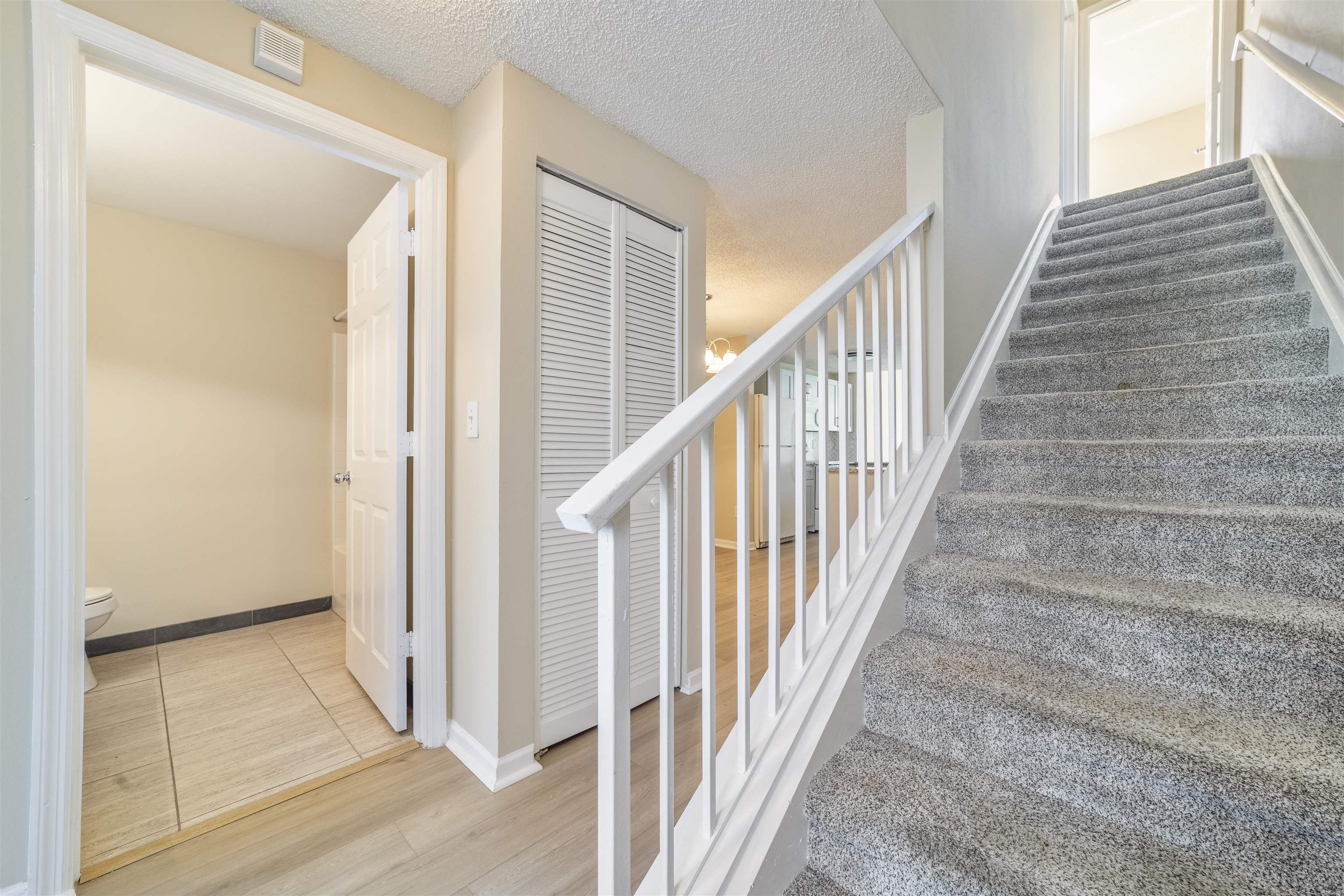 Image 35 of 59 For 4000 Grande Vista Blvd  15-130