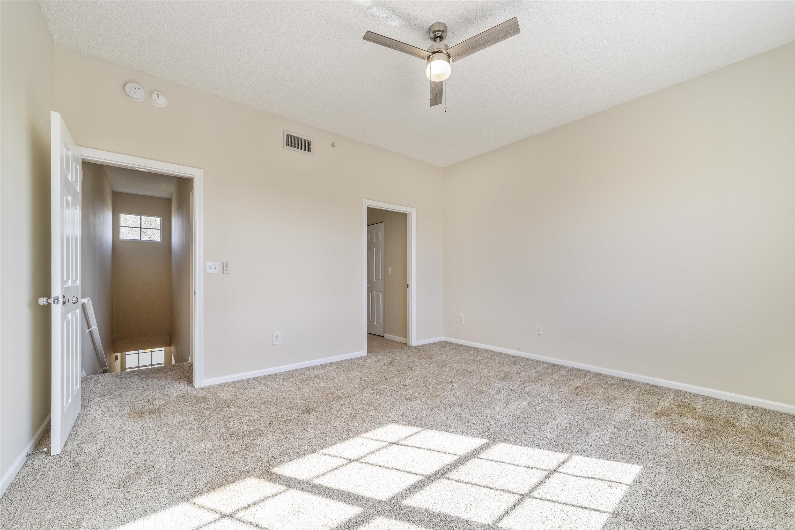 Image 40 of 59 For 4000 Grande Vista Blvd  15-130