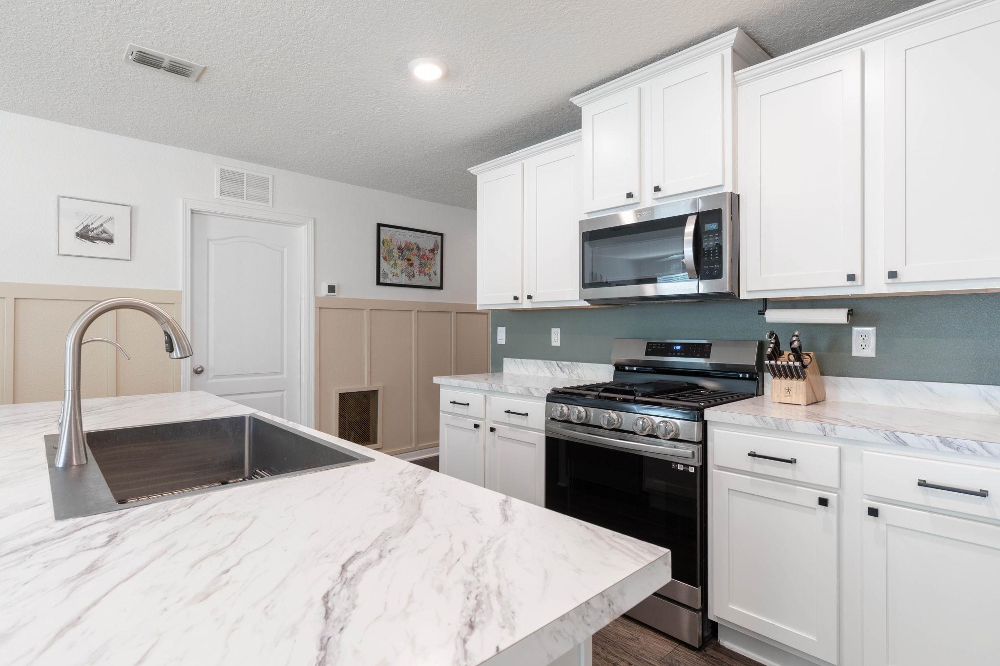 Image 13 of 80 For 253 Jarama Cir