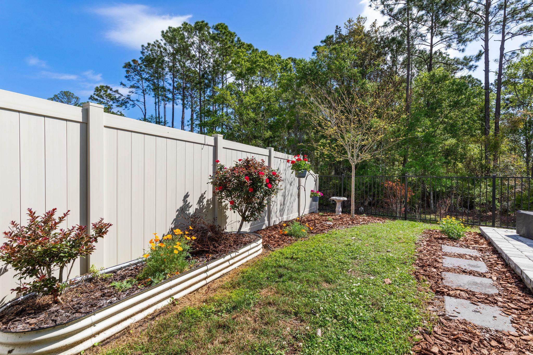 Image 39 of 80 For 253 Jarama Cir