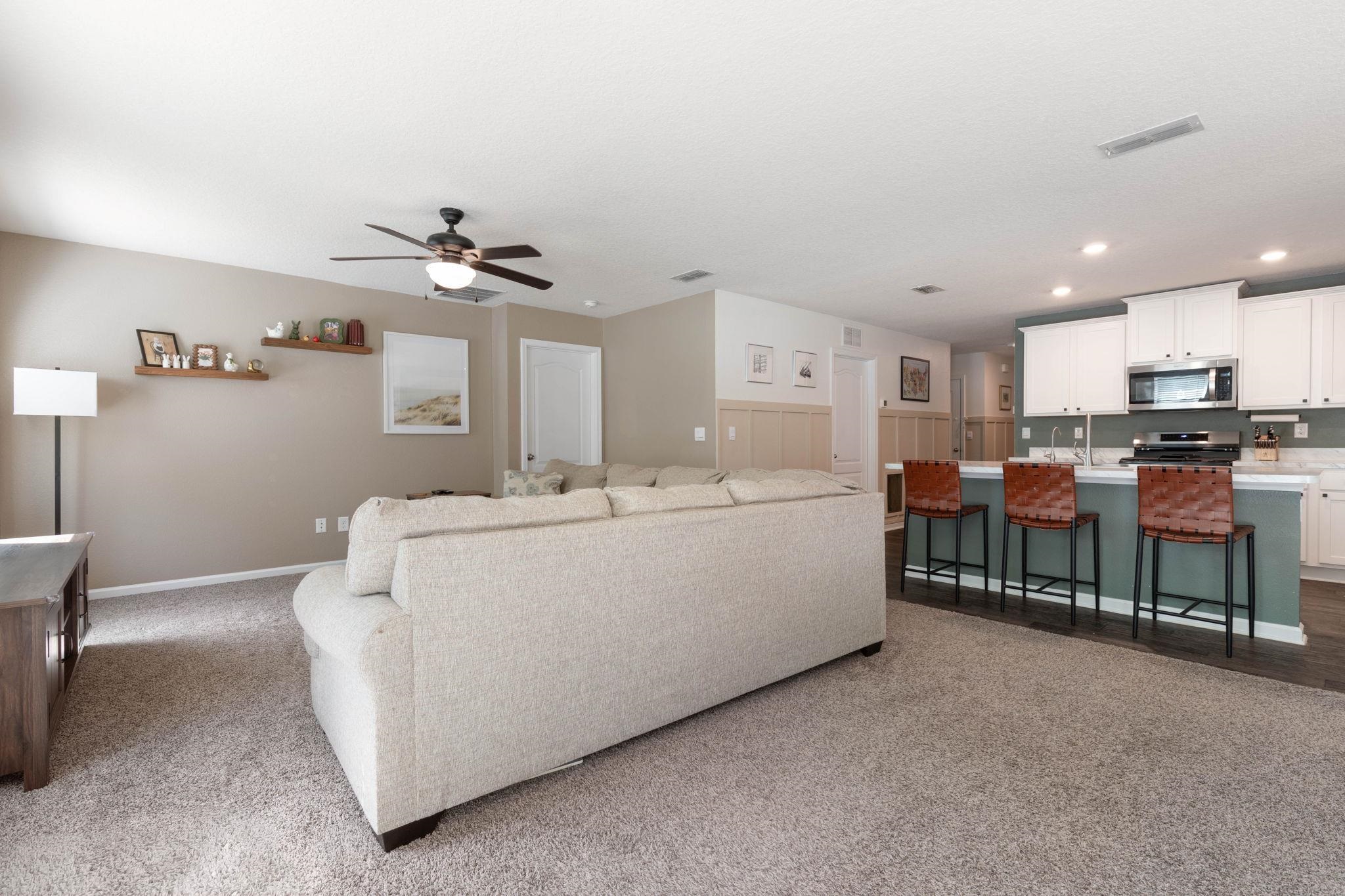 Image 7 of 80 For 253 Jarama Cir