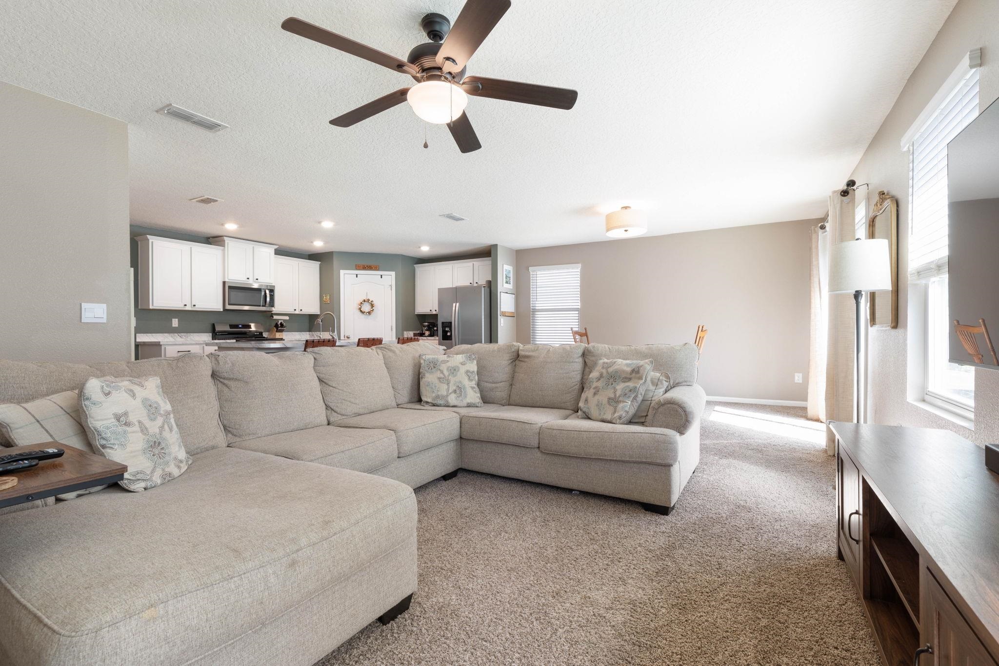 Image 9 of 80 For 253 Jarama Cir