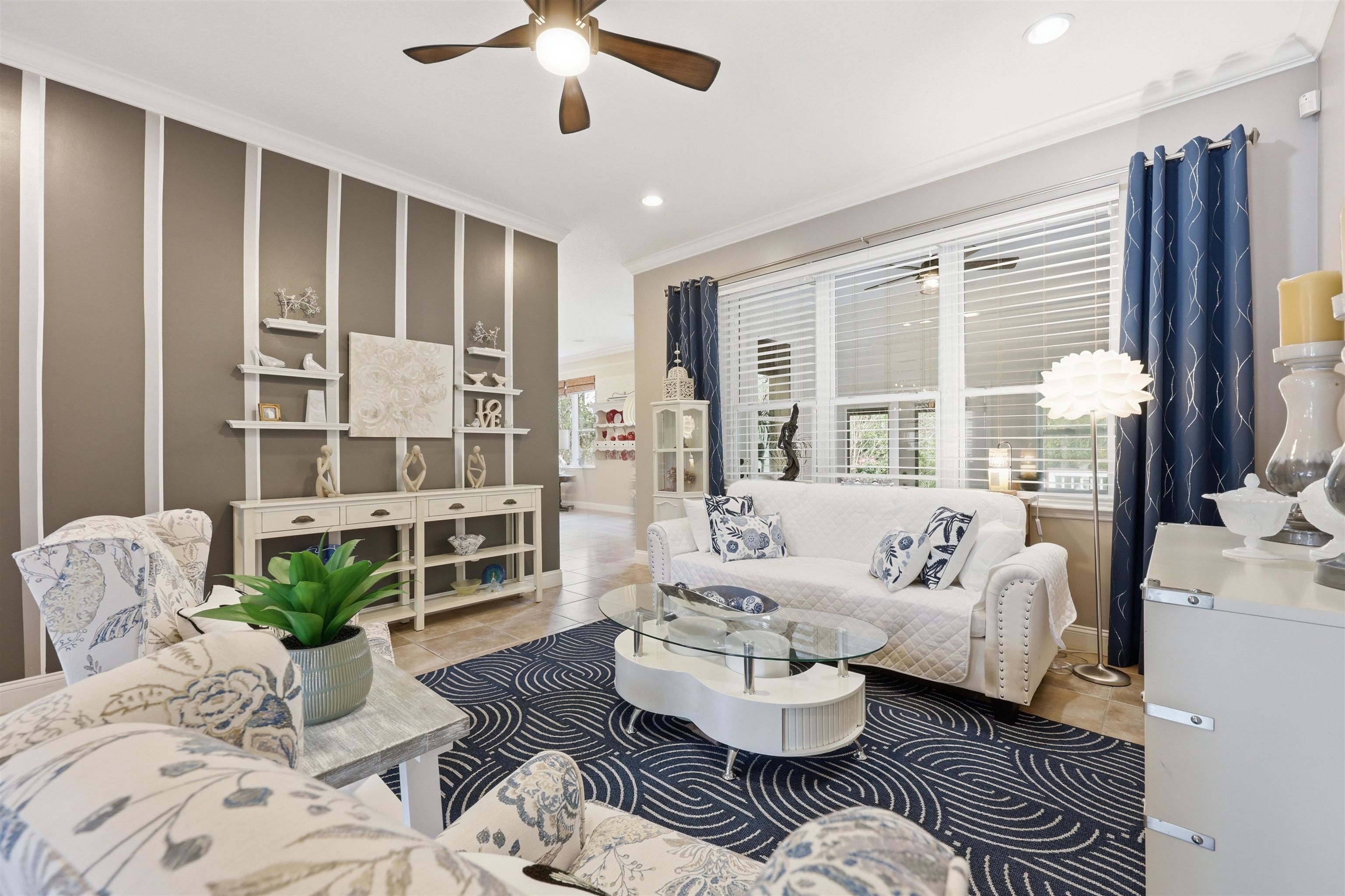 Image 12 of 69 For 417 Leotta Dr