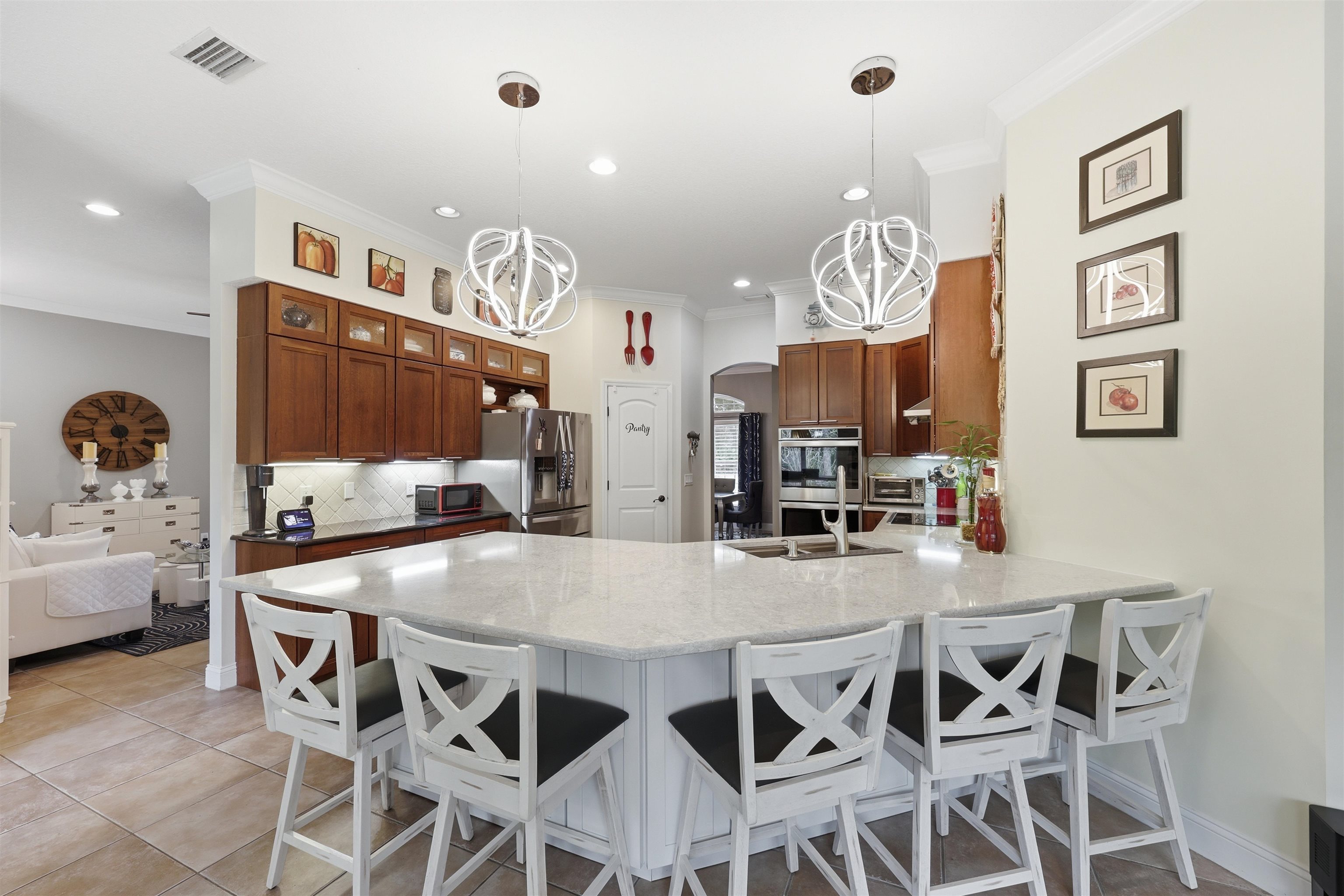 Image 25 of 69 For 417 Leotta Dr