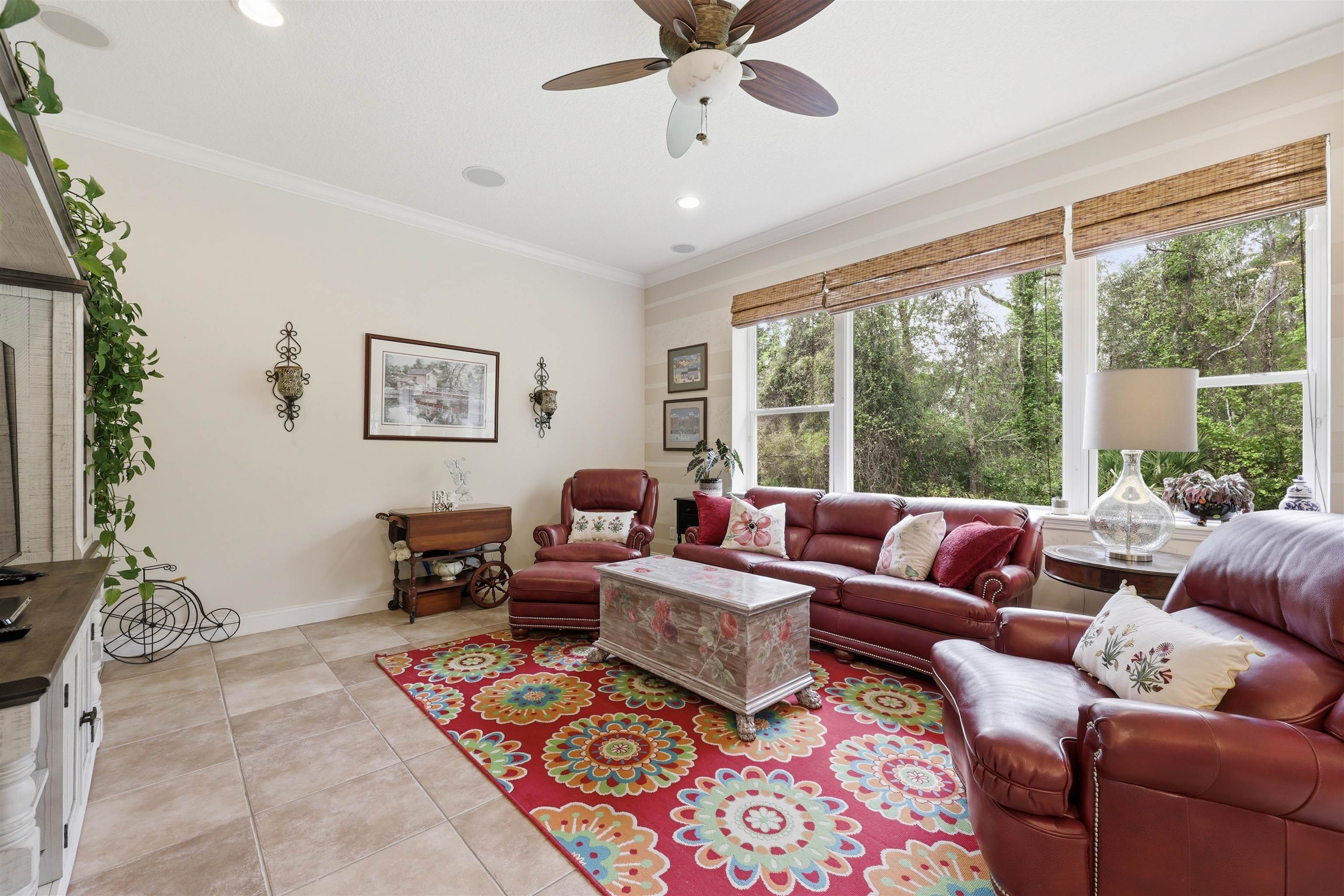 Image 31 of 69 For 417 Leotta Dr