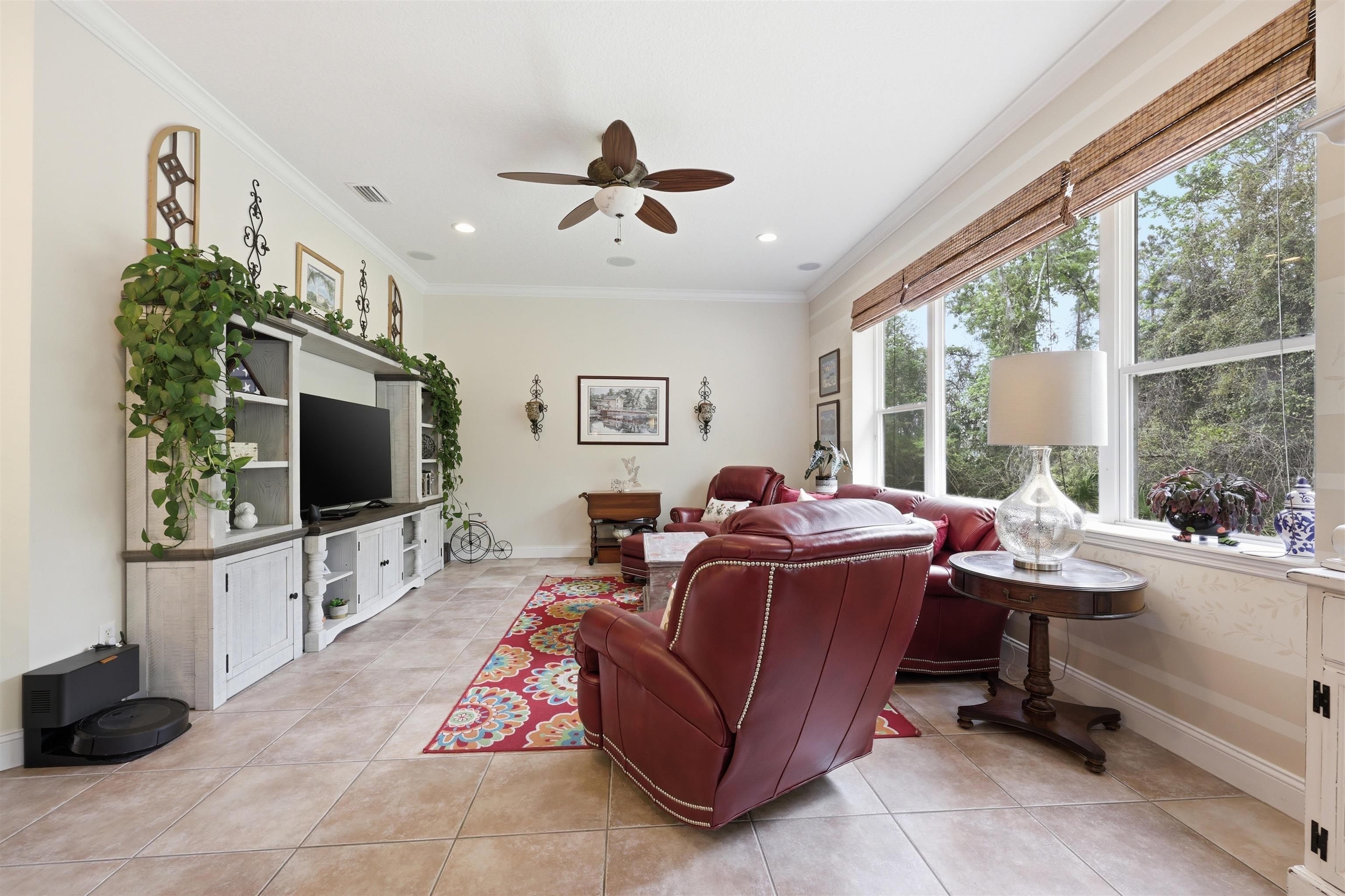 Image 32 of 69 For 417 Leotta Dr