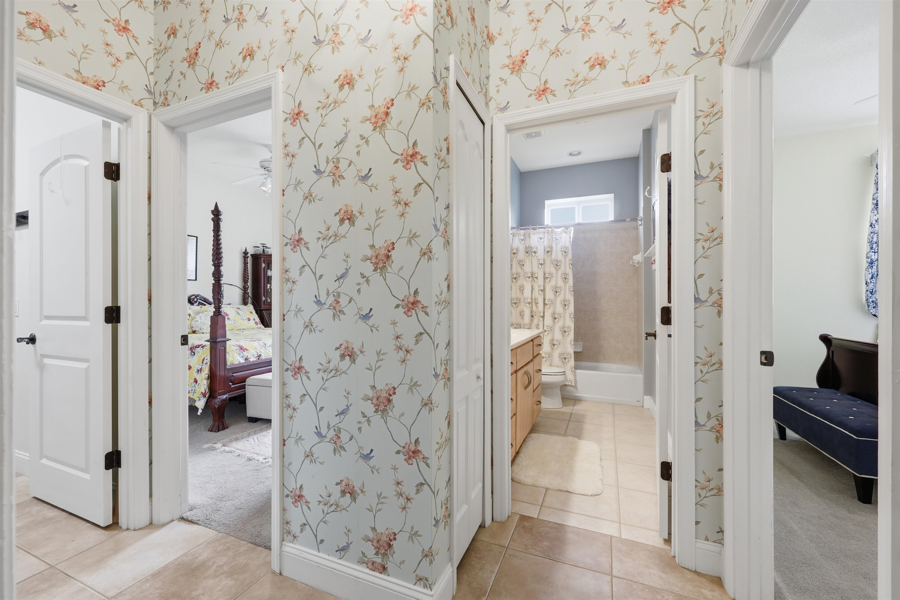 Image 38 of 69 For 417 Leotta Dr