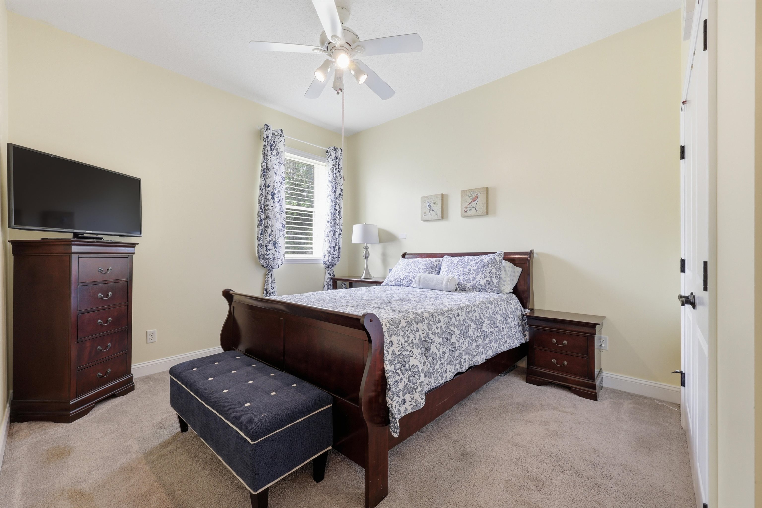 Image 39 of 69 For 417 Leotta Dr