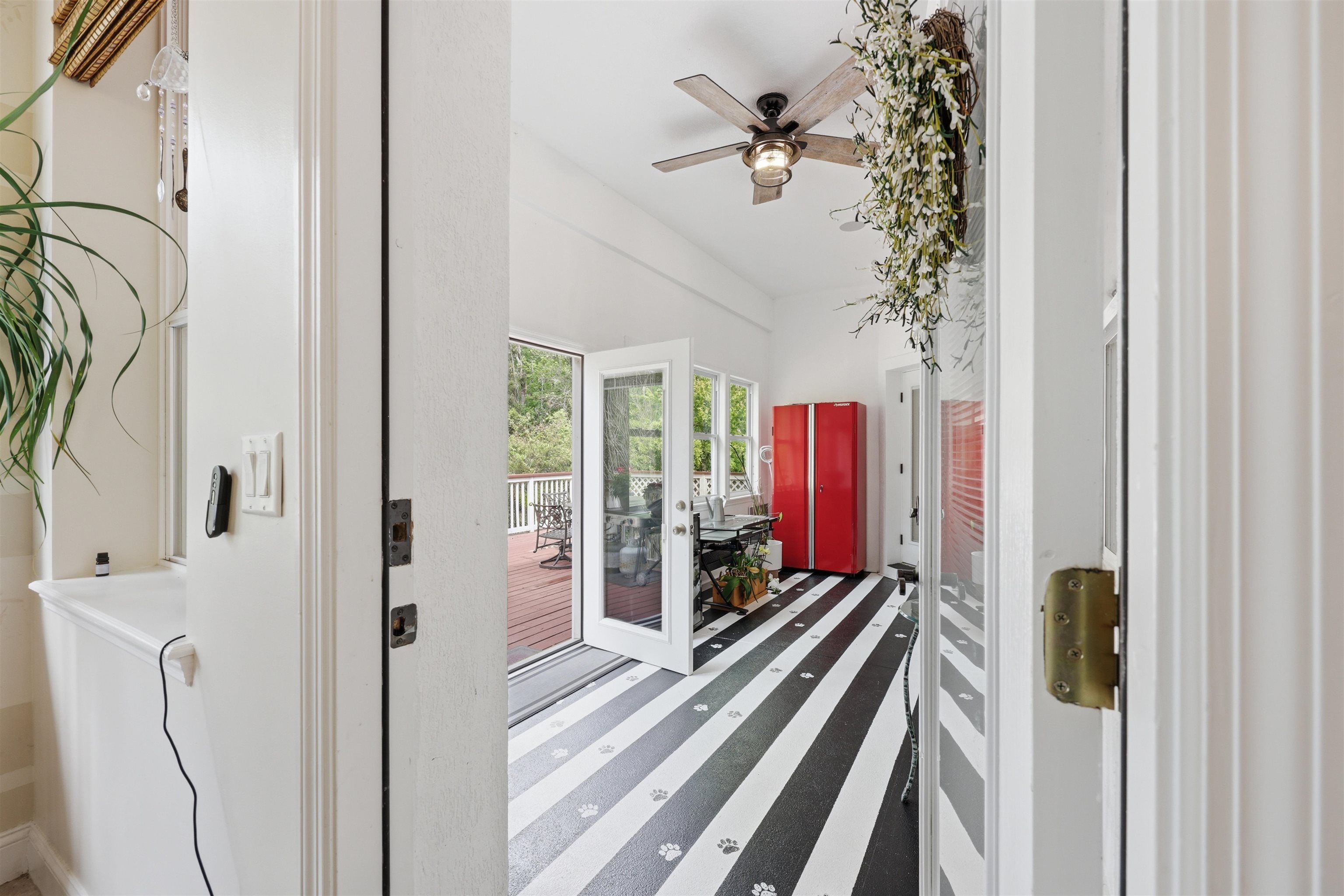 Image 44 of 69 For 417 Leotta Dr