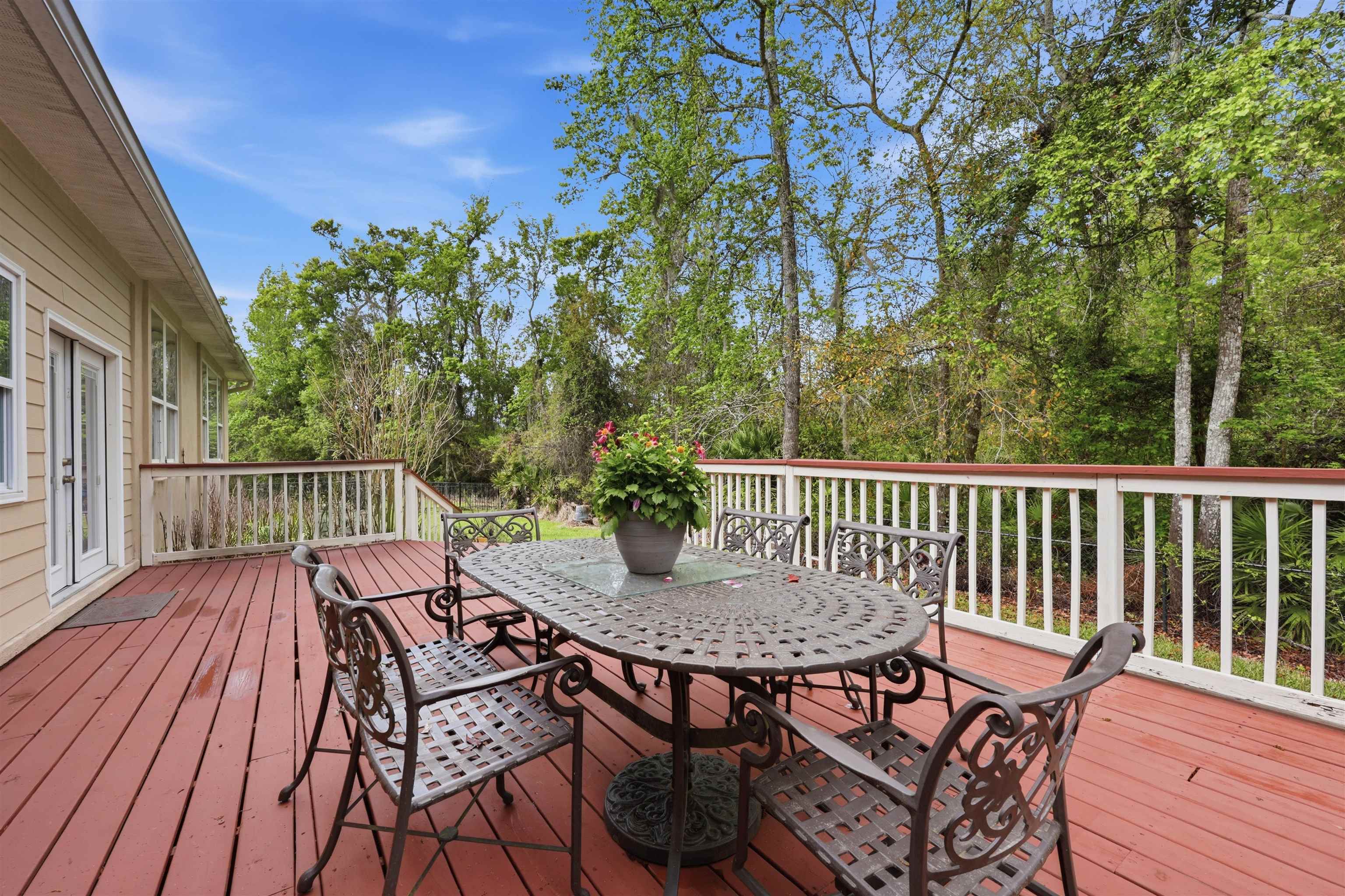 Image 50 of 69 For 417 Leotta Dr