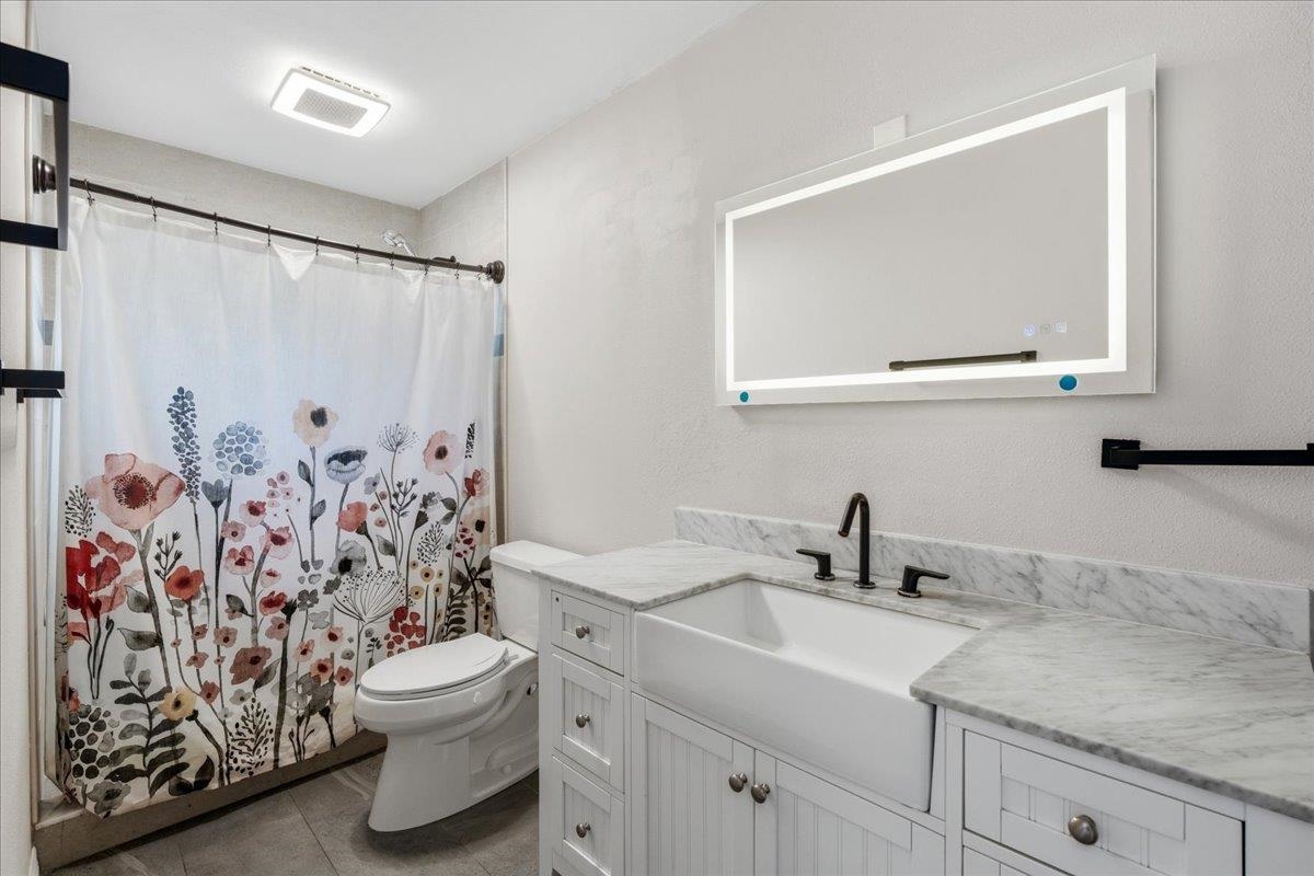 Image 22 of 55 For 204 Queen Rd