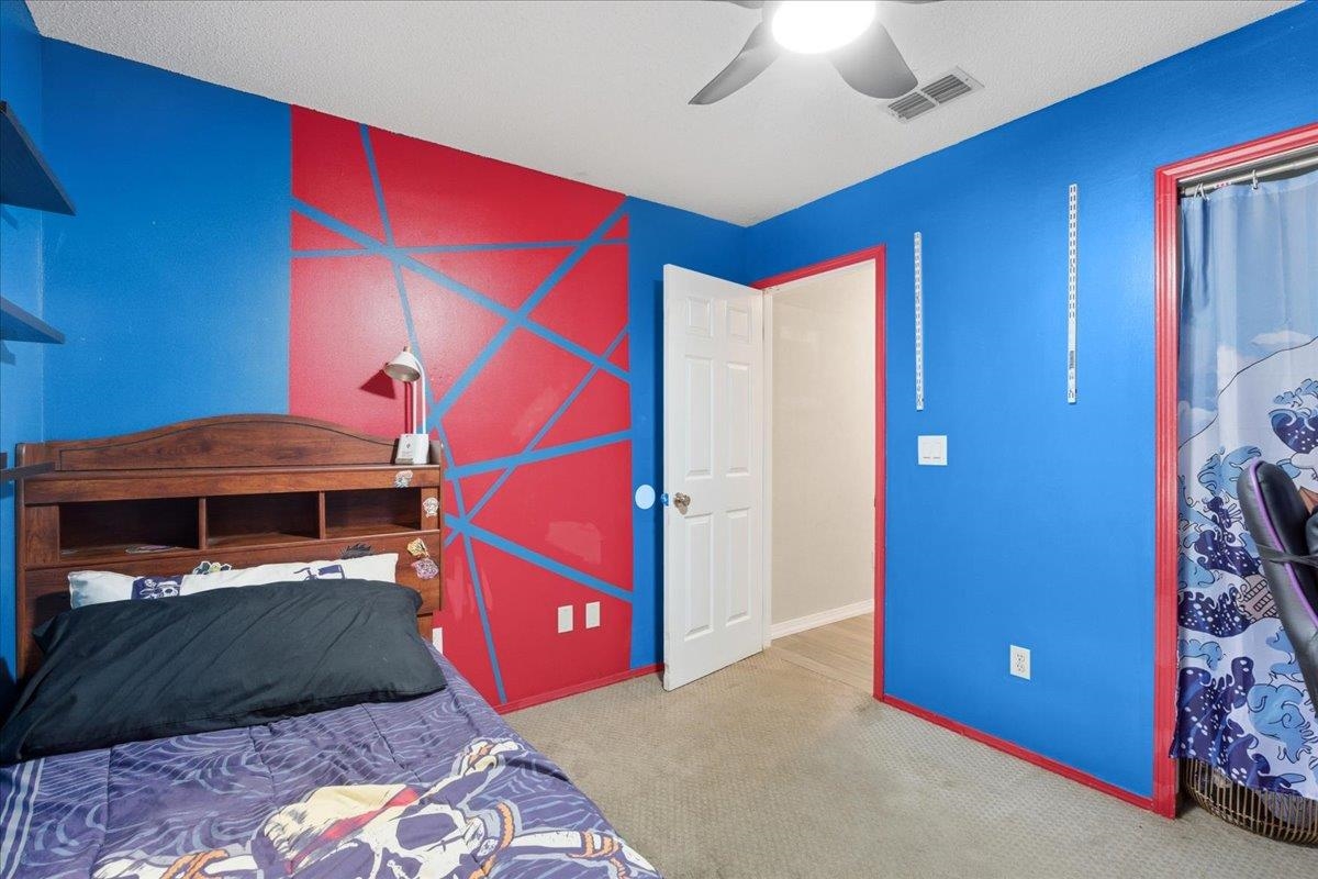 Image 28 of 55 For 204 Queen Rd