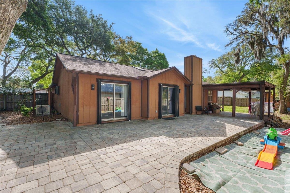 Image 34 of 55 For 204 Queen Rd