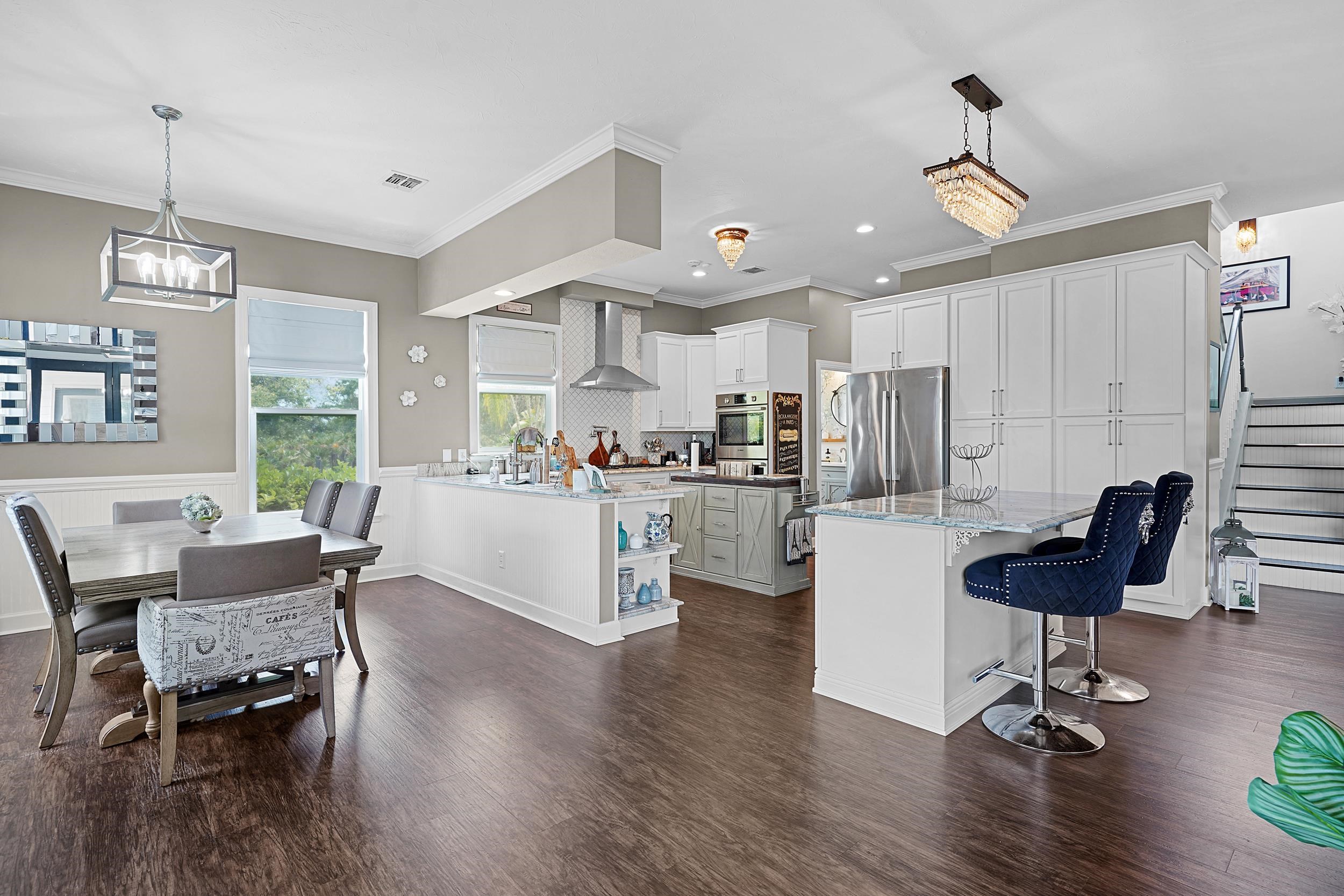 Image 12 of 53 For 500 Turnberry Ln