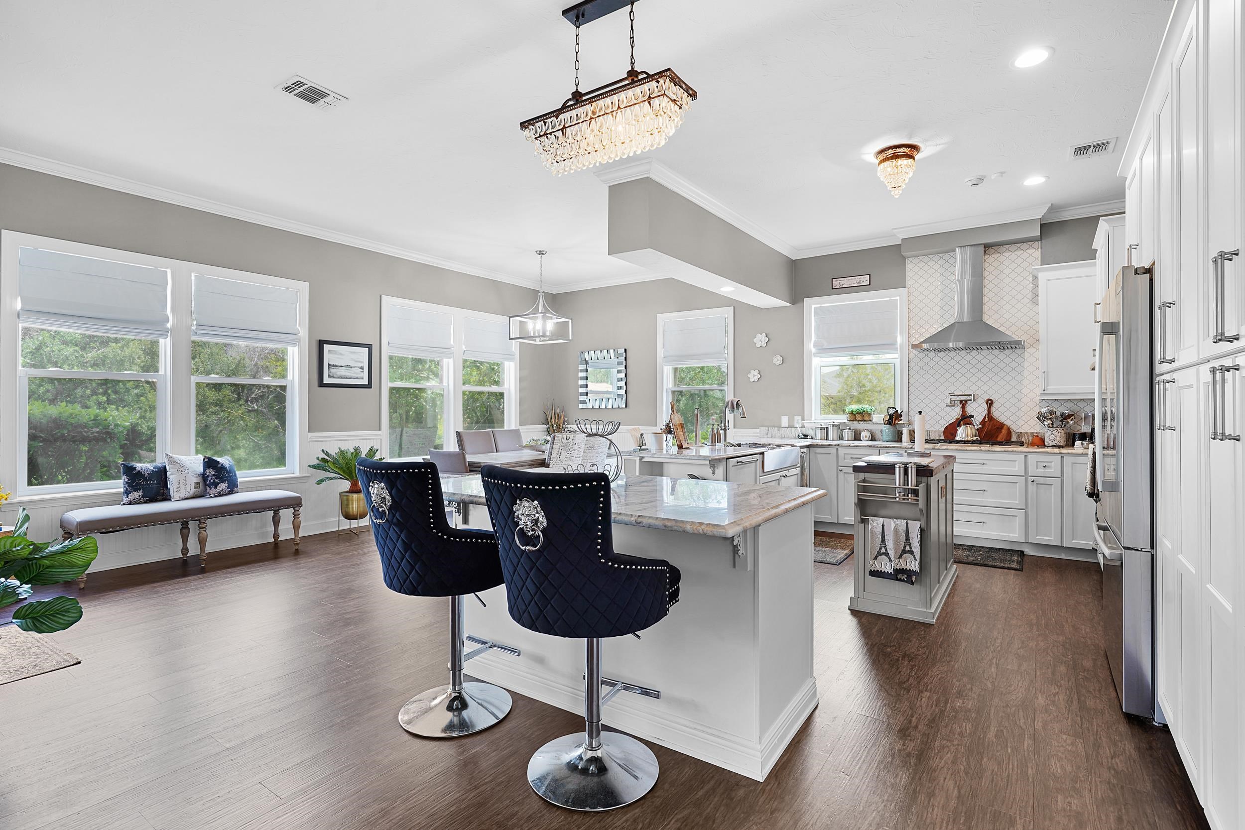 Image 14 of 53 For 500 Turnberry Ln