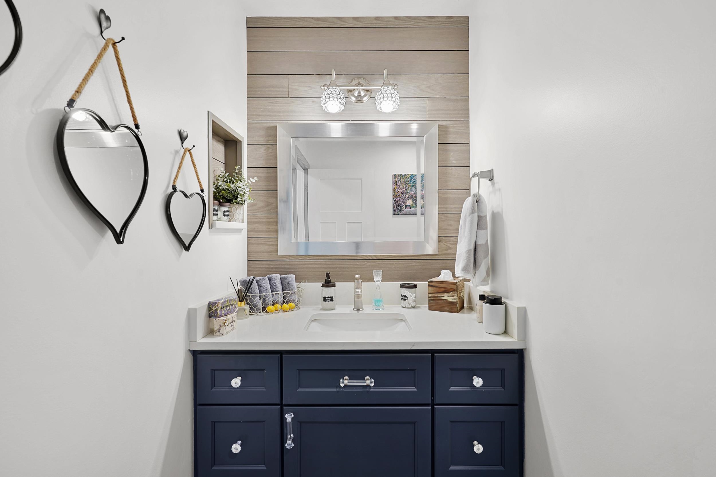 Image 31 of 53 For 500 Turnberry Ln