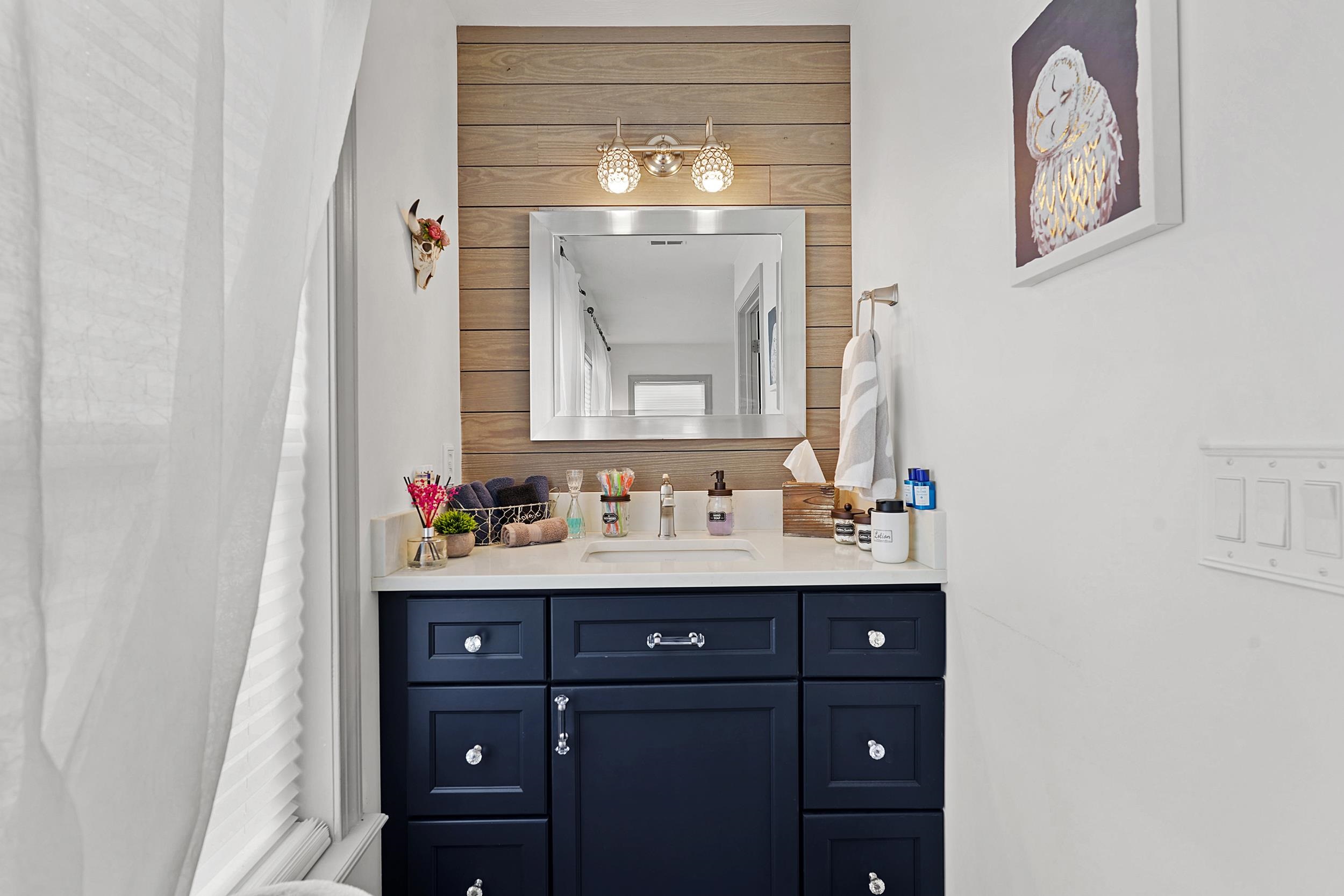 Image 32 of 53 For 500 Turnberry Ln