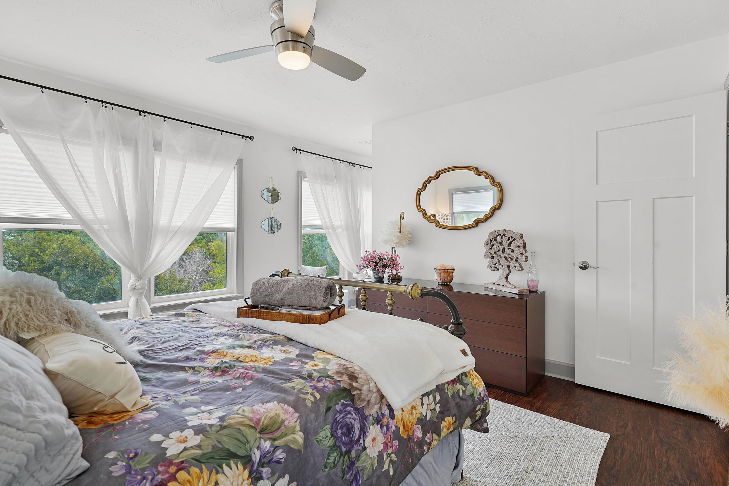 Image 35 of 53 For 500 Turnberry Ln