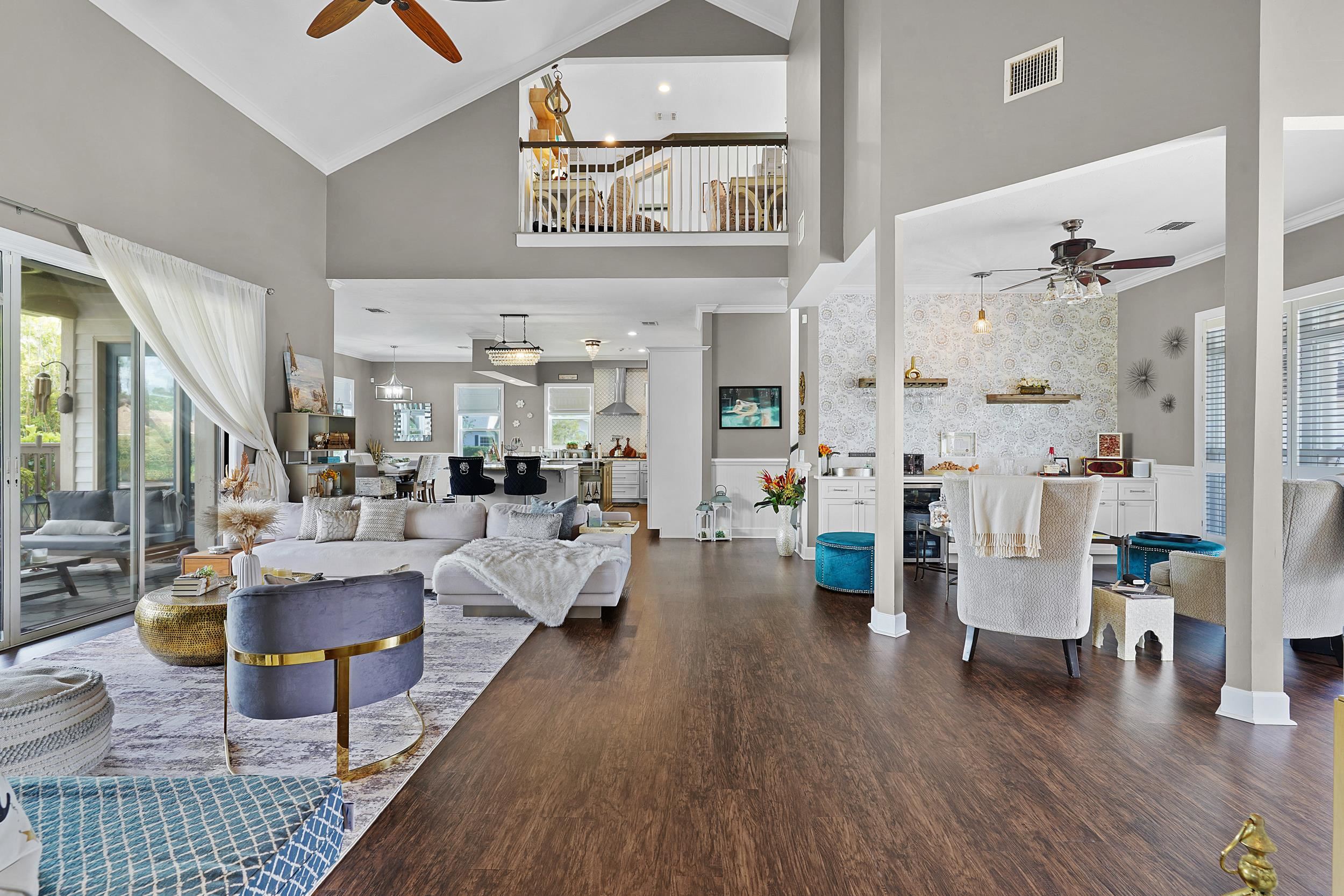 Image 8 of 53 For 500 Turnberry Ln