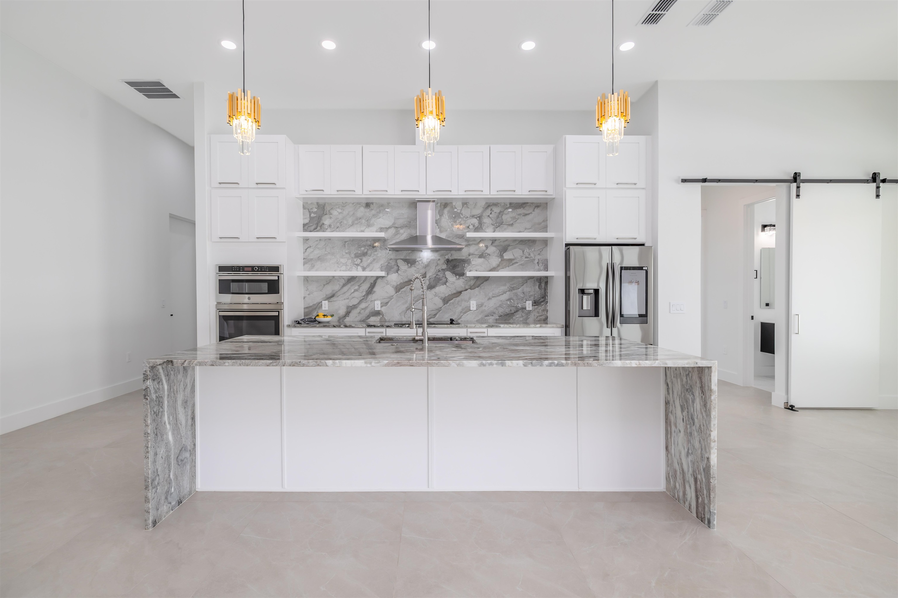 Image 11 of 45 For 34 Fallen Oak Nw