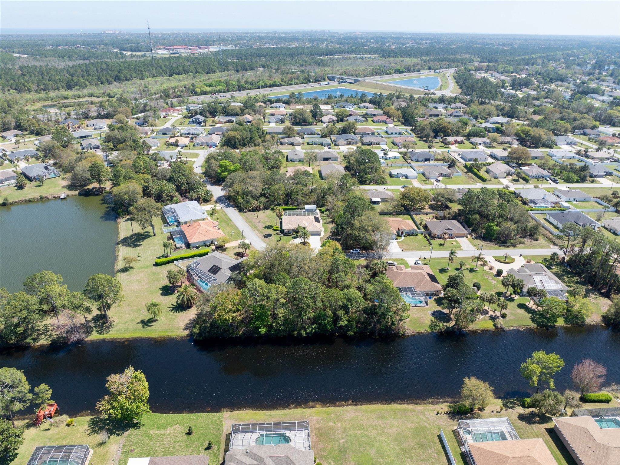 Image 5 of 10 For 37 Ludlow Lane W