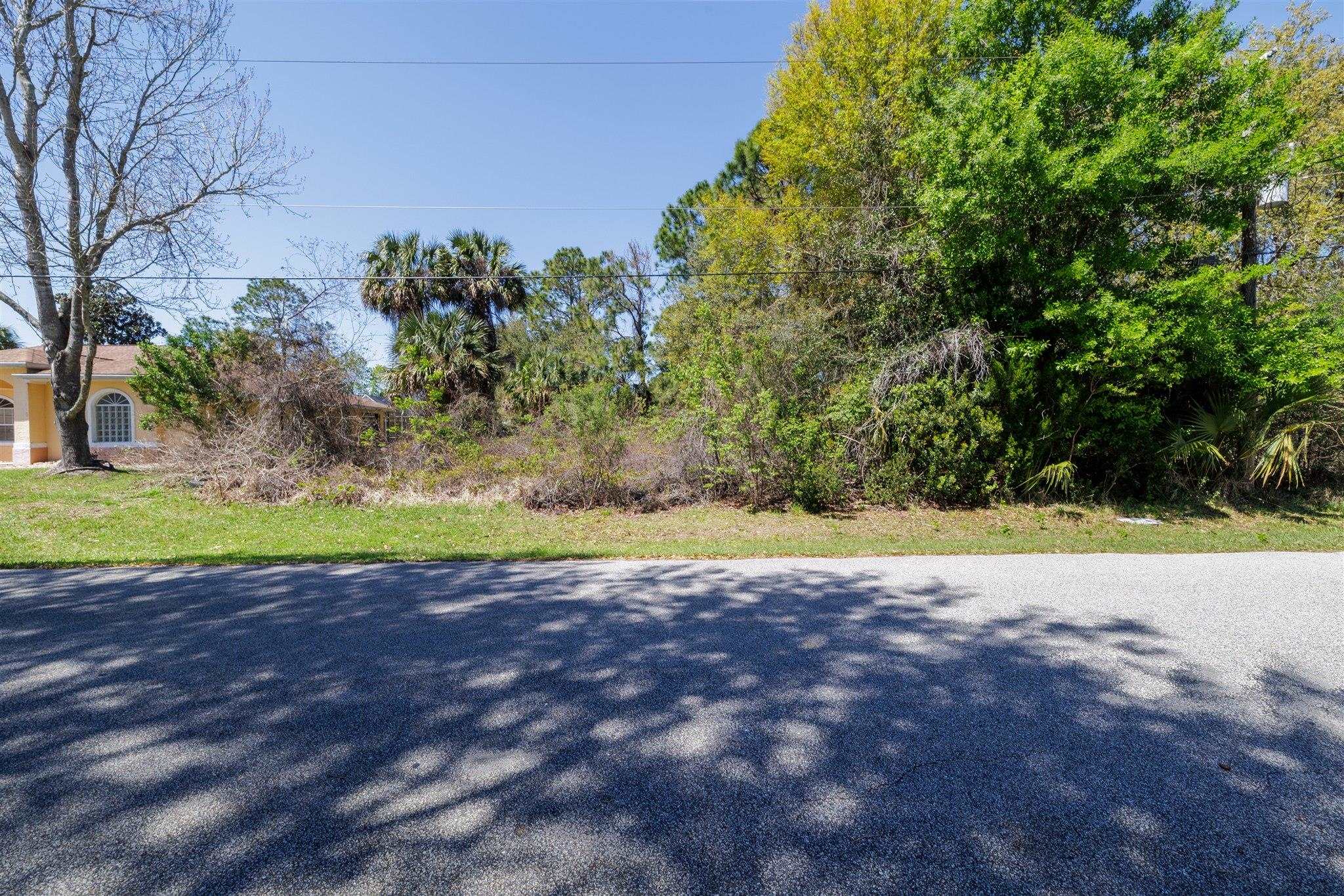 Image 9 of 10 For 37 Ludlow Lane W