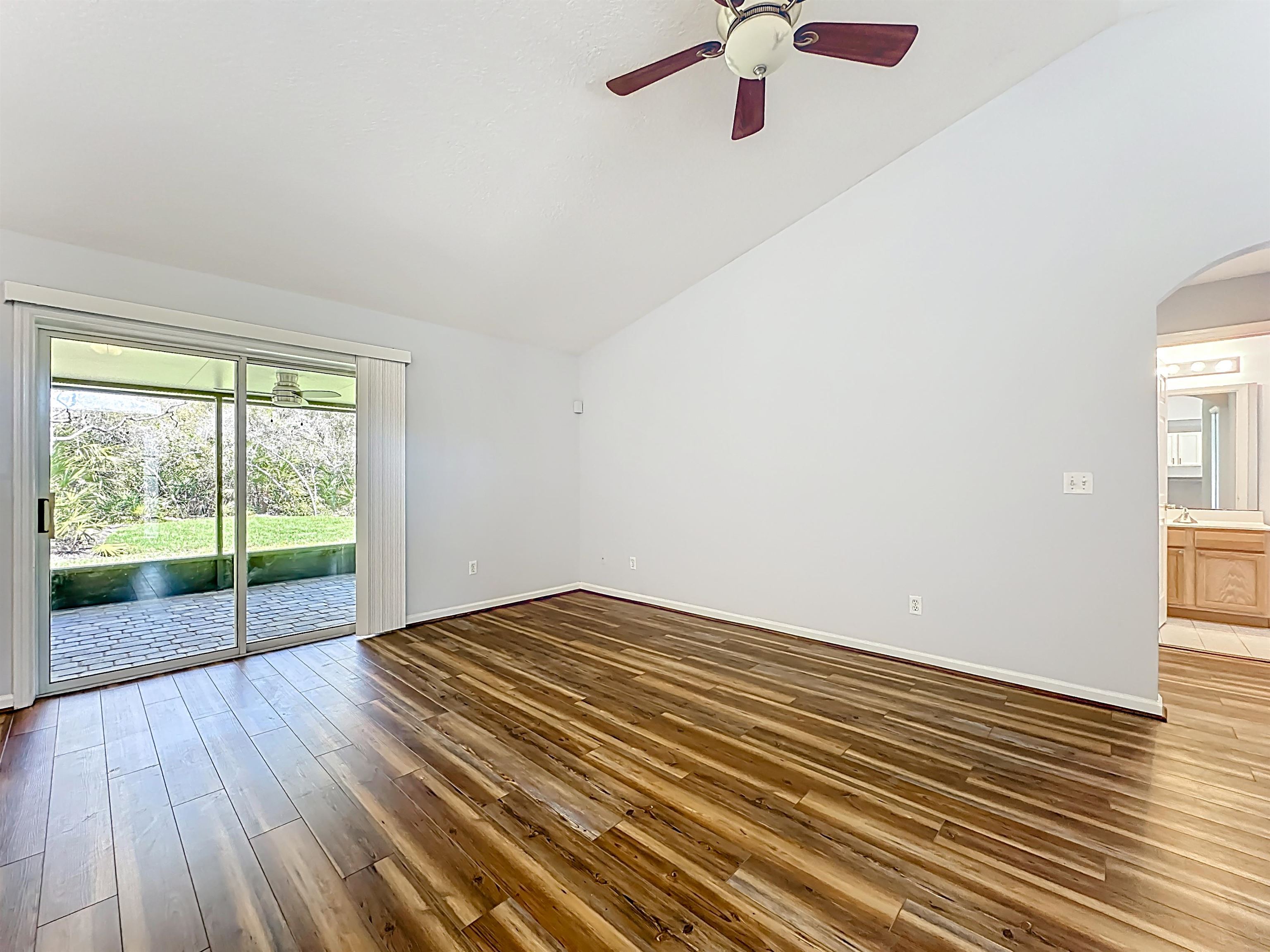 Image 12 of 68 For 200 Merida Rd